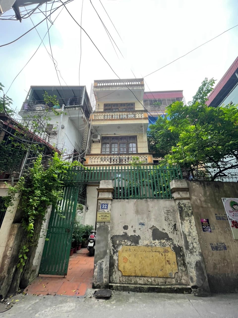 Nhà đất mặt phố, Cầu Giấy, Hà Nội - 85m² giá 18.8 tỷ