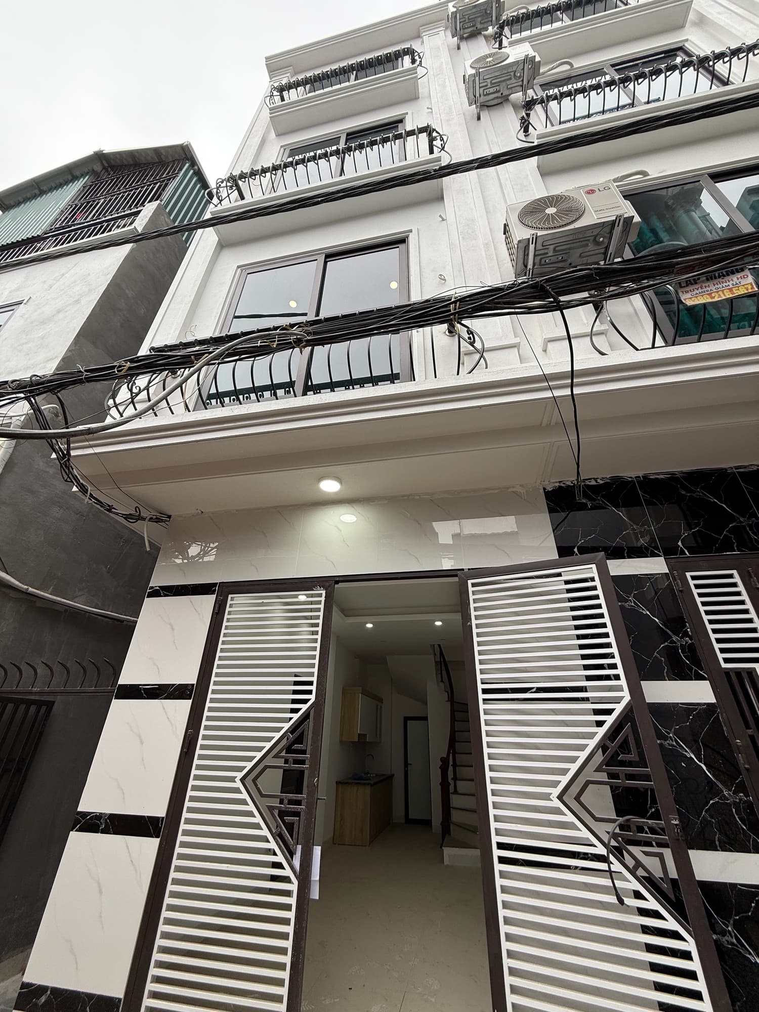 Nhà đất mặt phố, Hoàng Mai, Hà Nội - 30m² giá 6.5 tỷ