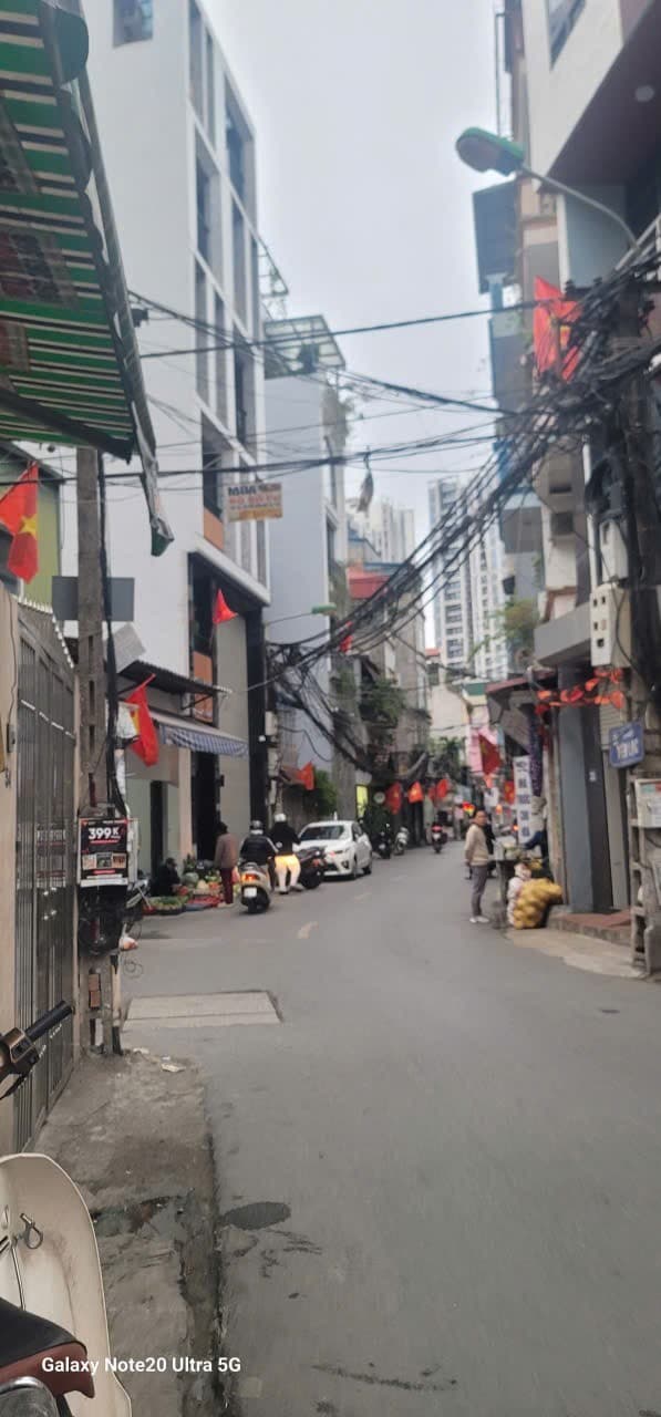 Nhà đất mặt phố, Hai Bà Trưng, Hà Nội - 69m² giá 35.5 tỷ