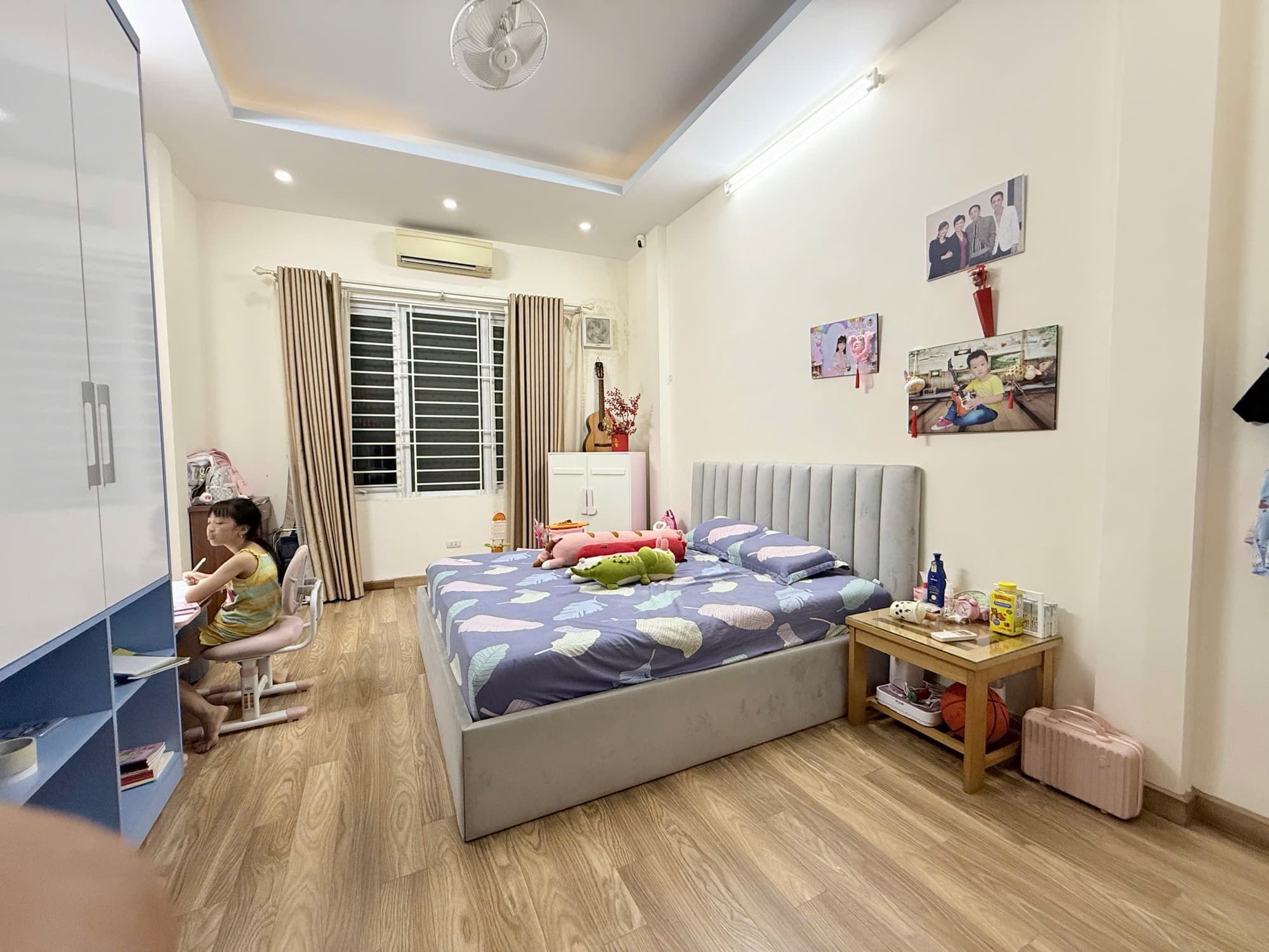 Nhà đất mặt phố, Hoàng Mai, Hà Nội - 34m² giá 8.2 tỷ