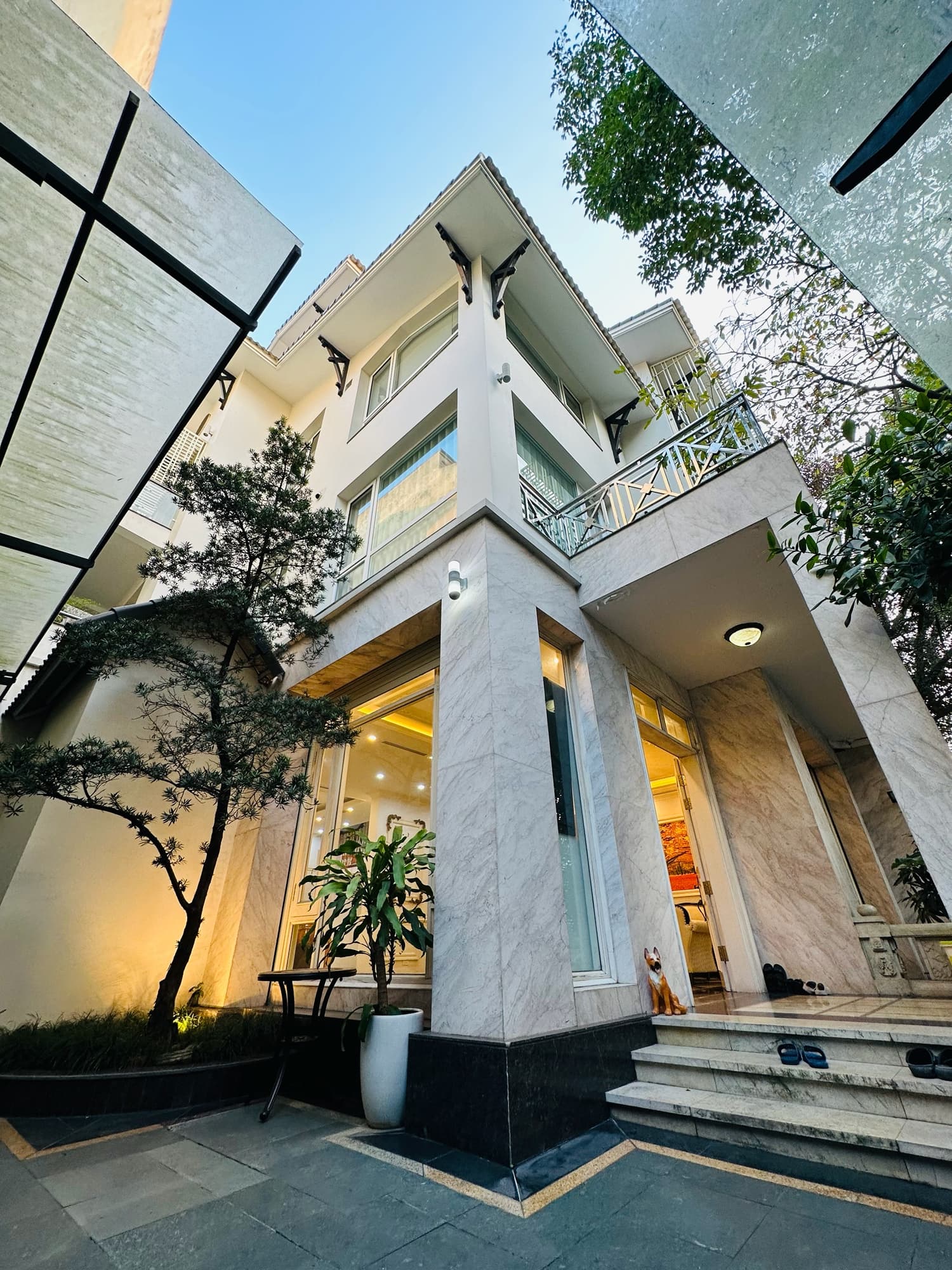 Nhà đất mặt phố, Long Biên, Hà Nội - 179m² giá 53.5 tỷ
