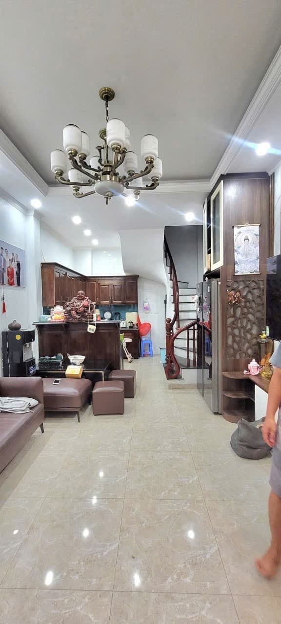 Nhà đất mặt phố, Long Biên, Hà Nội - 30.1m² giá 10.5 tỷ