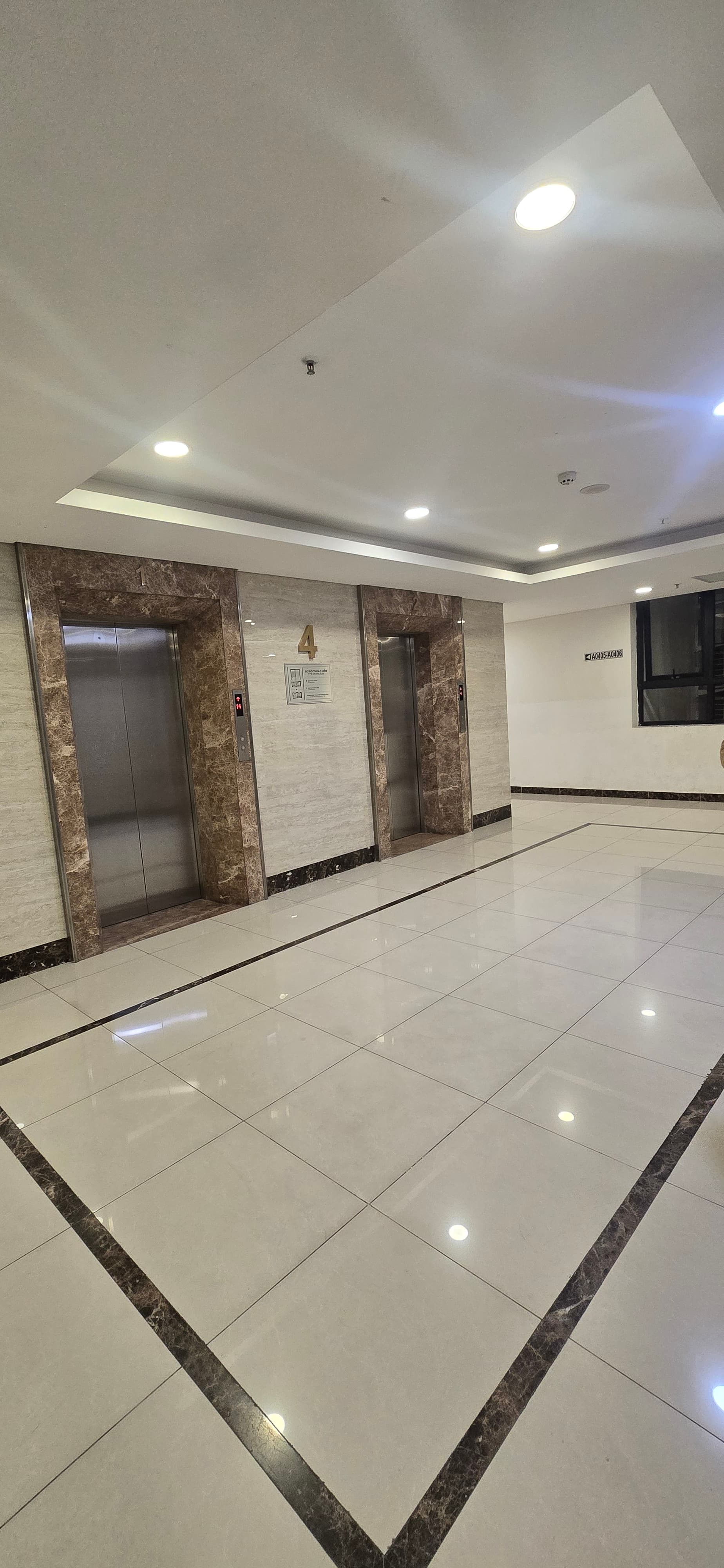 Căn hộ Khu Ngoại Giao Đoàn - 95m² giá 11.9 tỷ