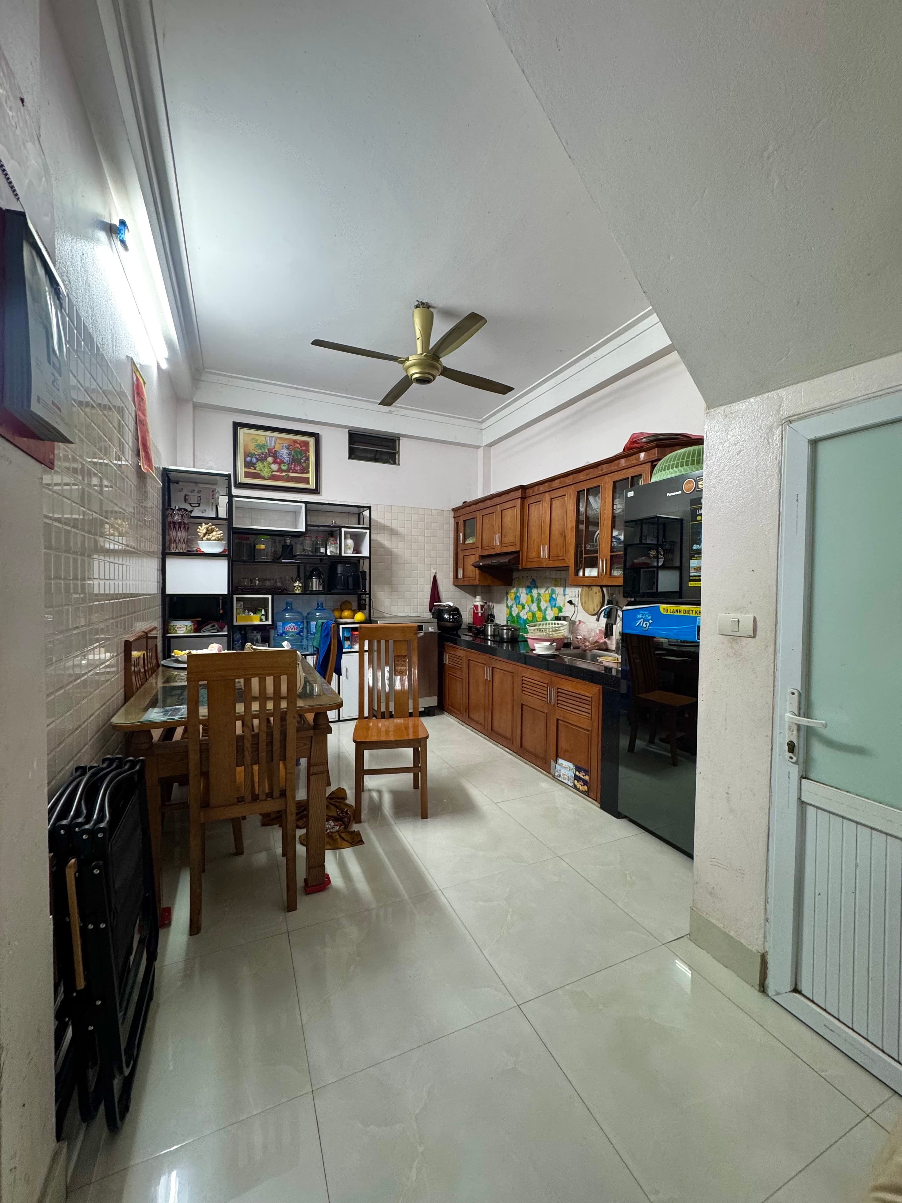 Nhà đất mặt phố, Long Biên, Hà Nội - 37m² giá 9.2 tỷ