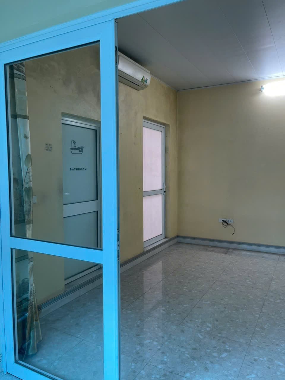 Nhà đất mặt phố, Hoàng Mai, Hà Nội - 37m² giá 6.86 tỷ