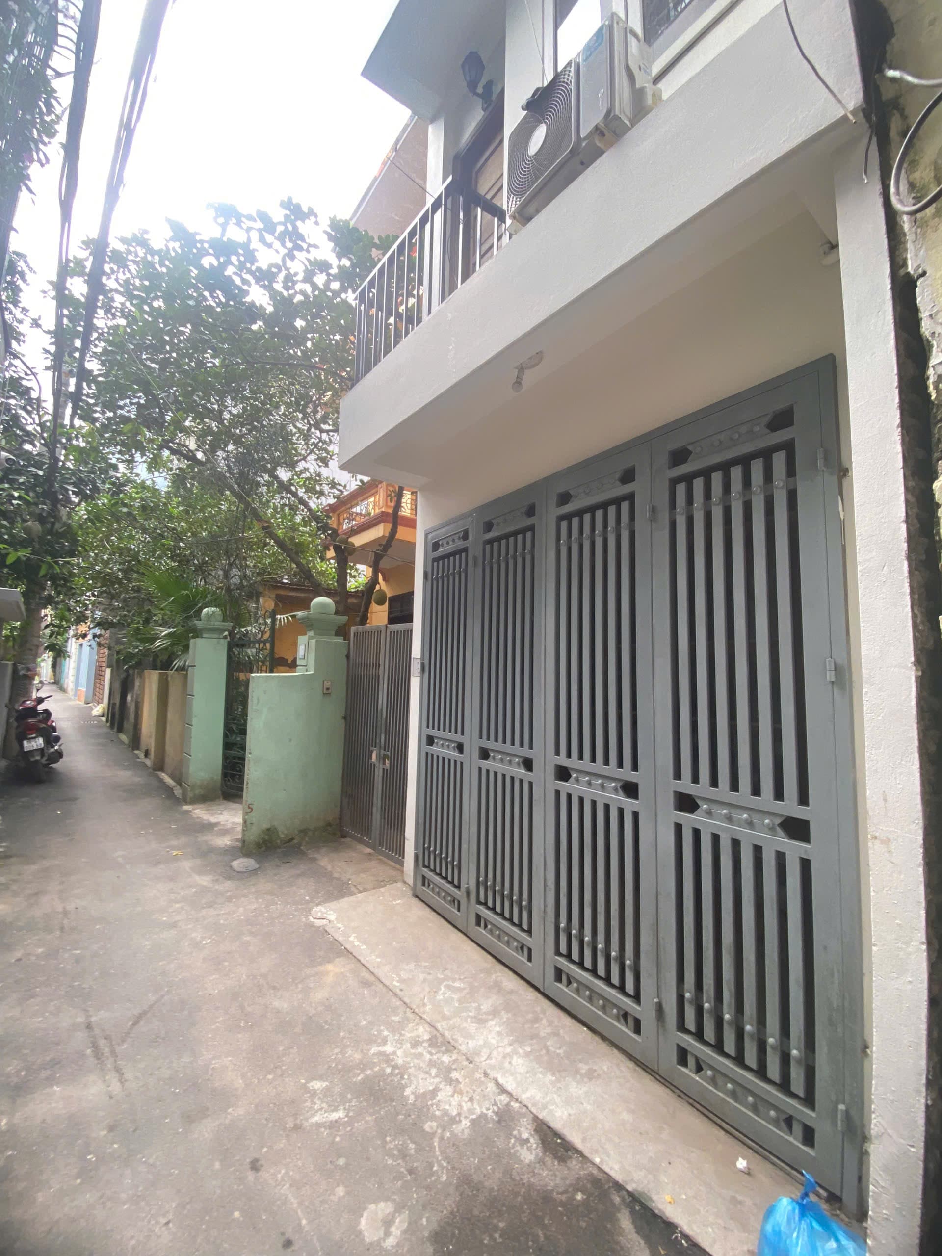Nhà đất mặt phố, Tây Hồ, Hà Nội - 32m² giá 8.6 tỷ