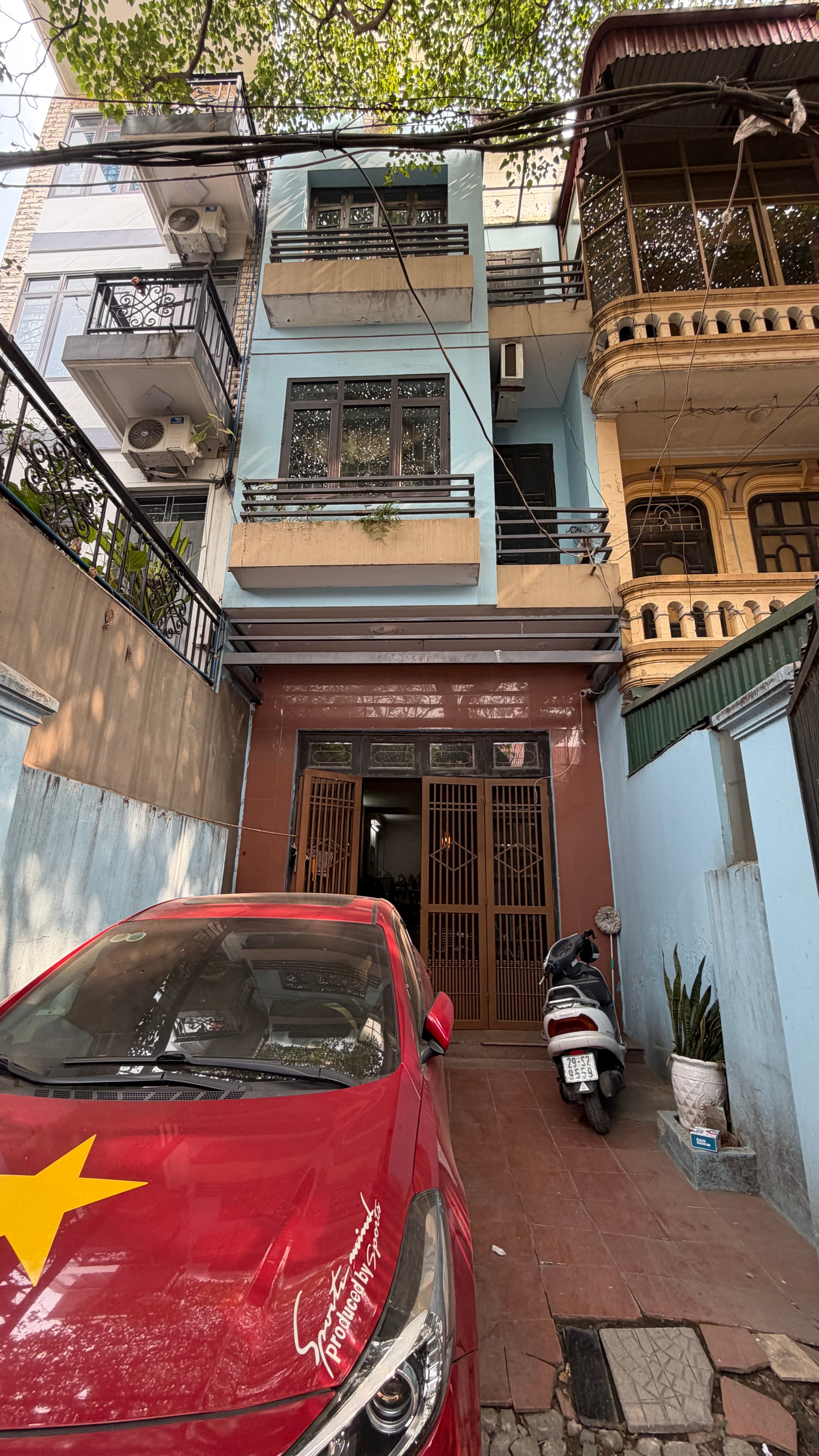 Nhà đất mặt phố, Long Biên, Hà Nội - 100m² giá 35 tỷ