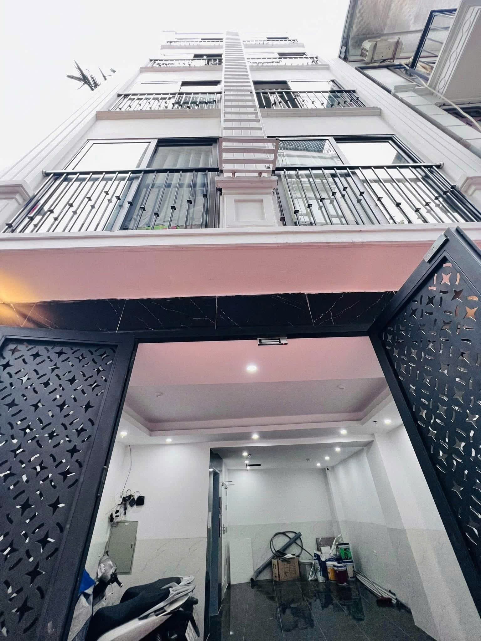 Nhà đất mặt phố, Nam Từ Liêm, Hà Nội - 57m² giá 12.9 tỷ