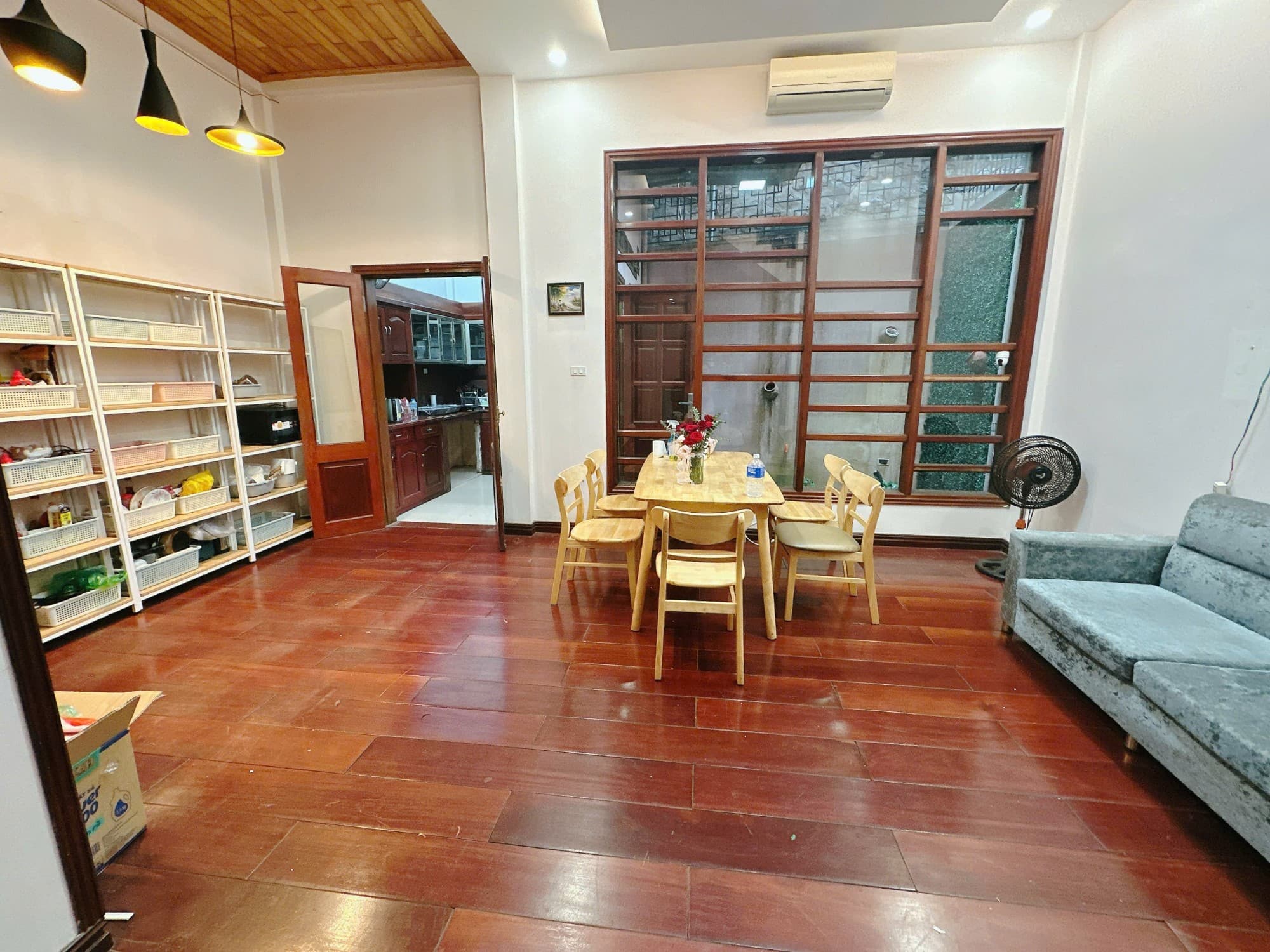 Nhà đất mặt phố, Cầu Giấy, Hà Nội - 109m² giá 38.2 tỷ
