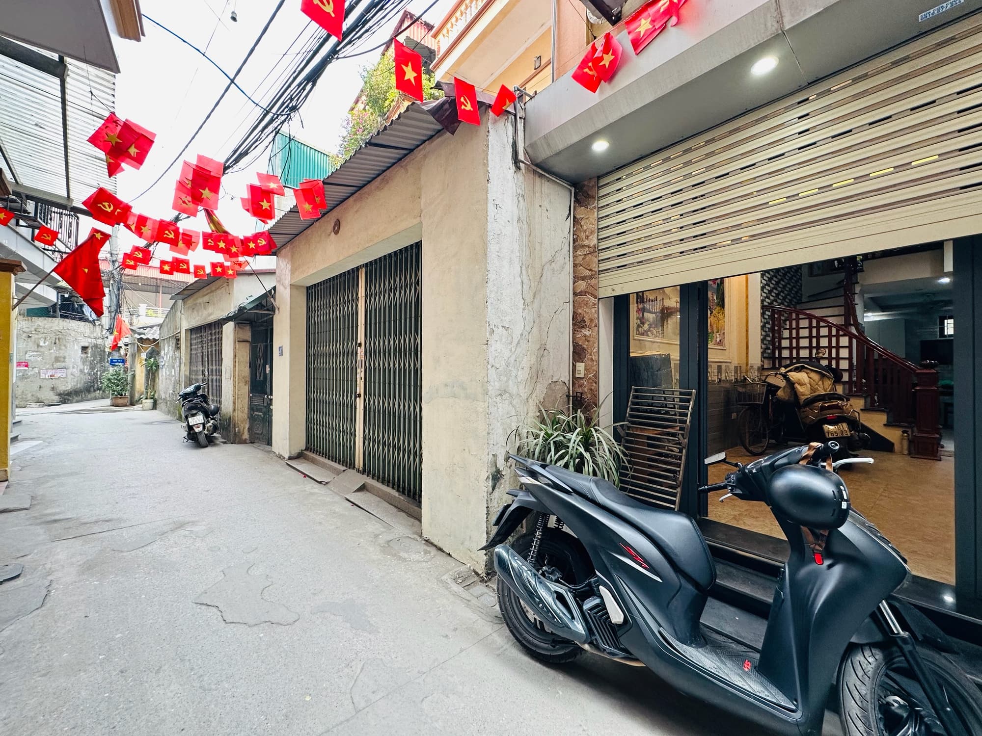 Nhà đất mặt phố, Hoàng Mai, Hà Nội - 37m² giá 12.5 tỷ