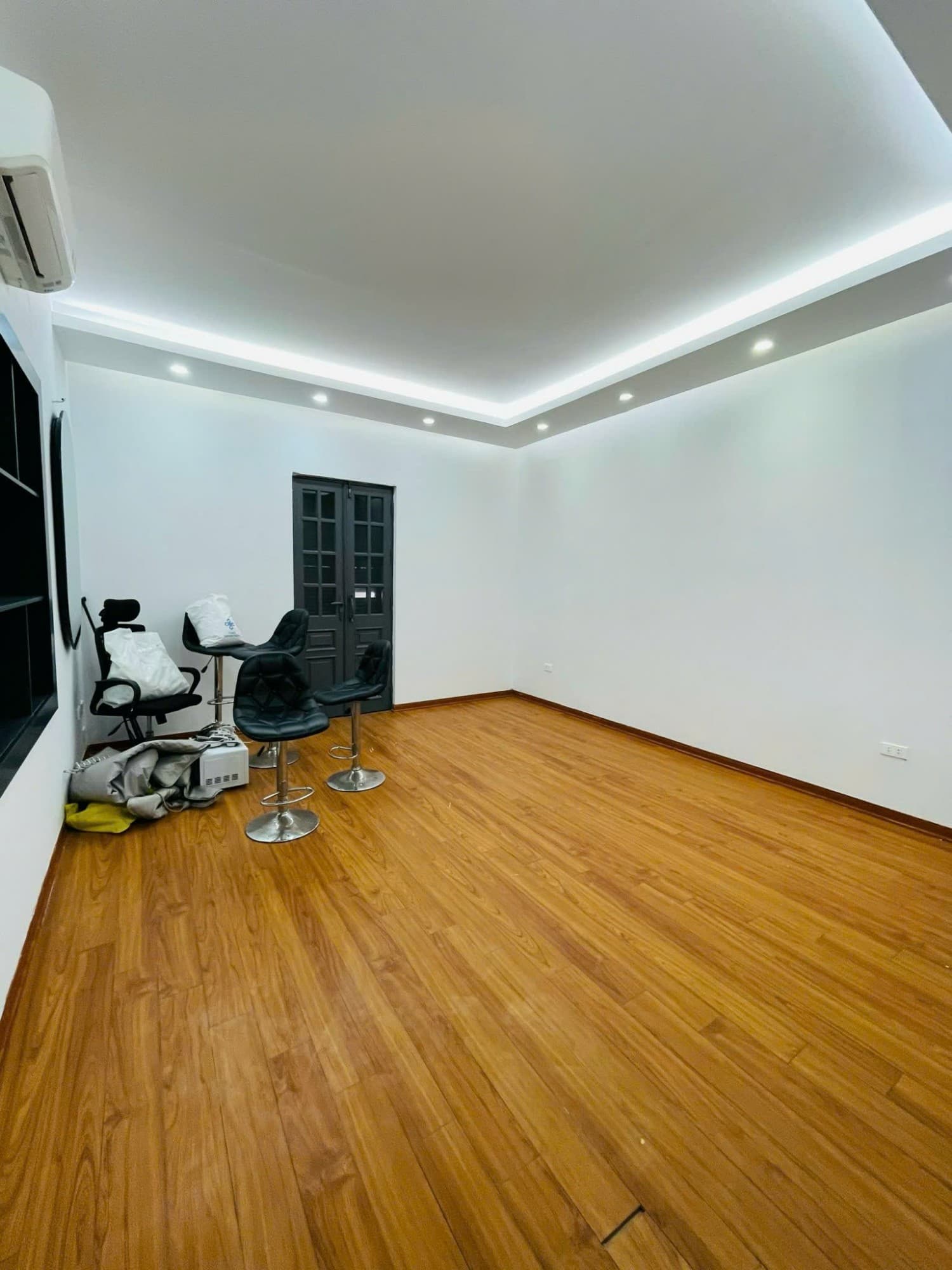 Nhà đất mặt phố, Đống Đa, Hà Nội - 83m² giá 50 tỷ