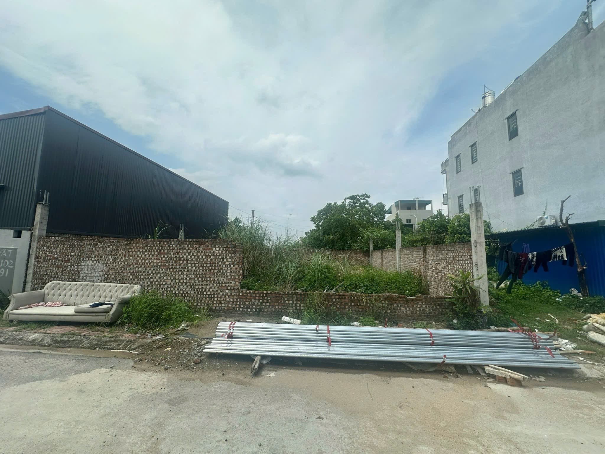 Nhà đất mặt phố Hoài Đức, Hà Nội - 95m² giá 13.2 tỷ