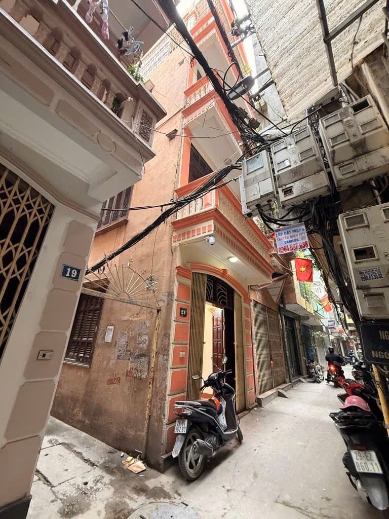 Nhà đất mặt phố, Hai Bà Trưng, Hà Nội - 43m² giá 13.8 tỷ