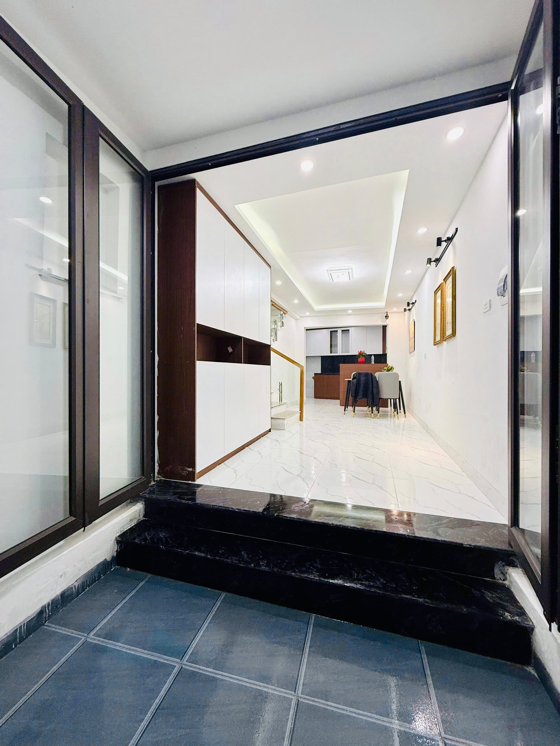 Nhà đất mặt phố, Bắc Từ Liêm, Hà Nội - 39m² giá 9.35 tỷ