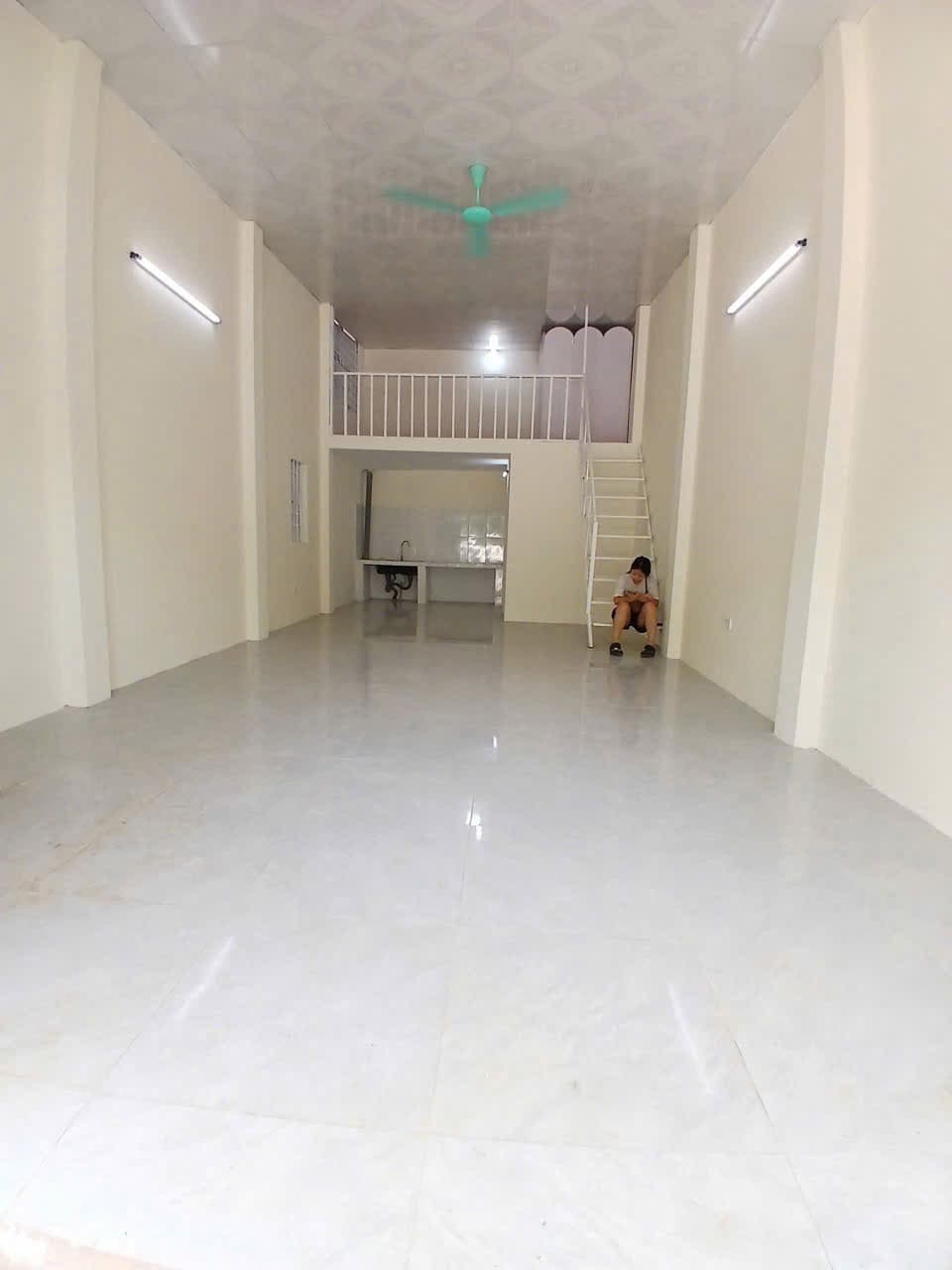 Nhà đất mặt phố, Thanh Trì, Hà Nội - 90m² giá 5 tỷ