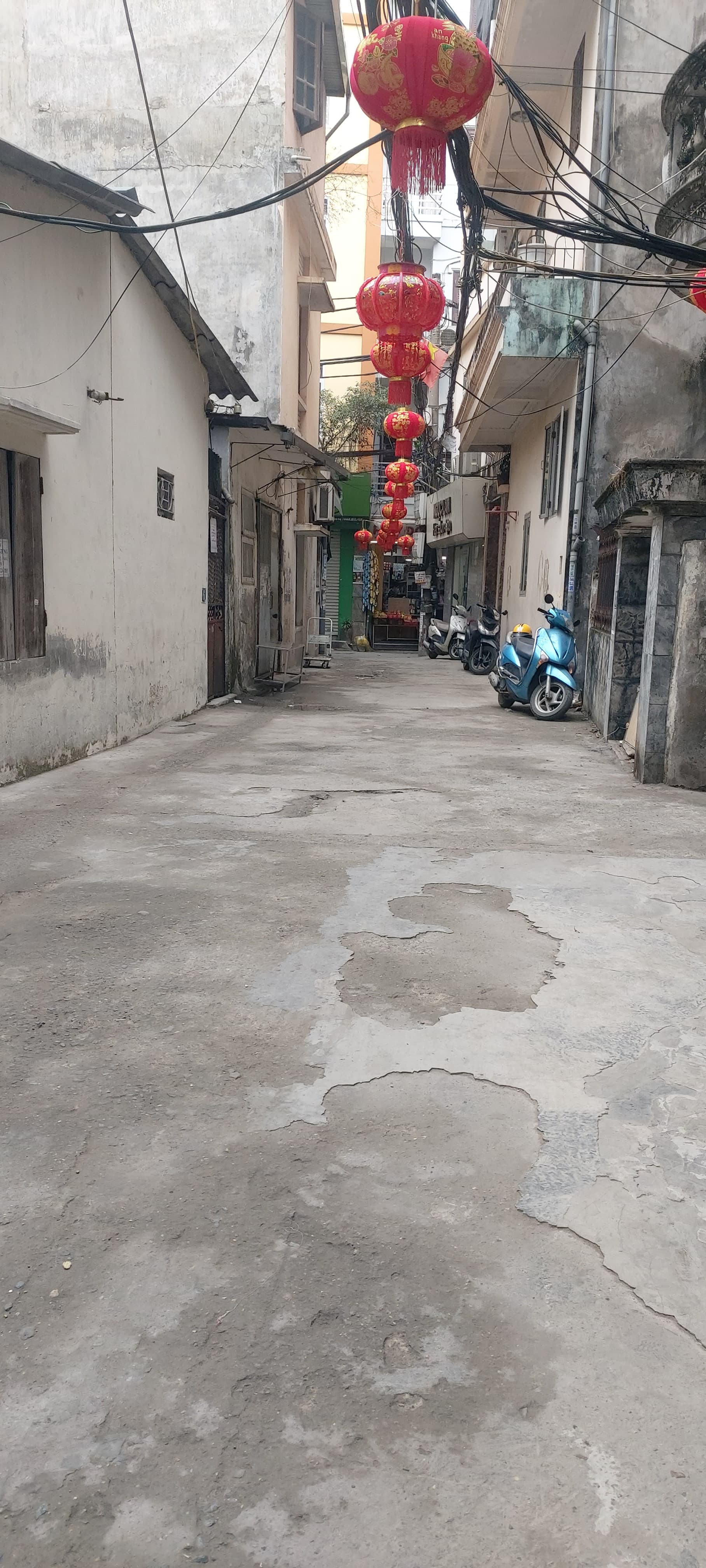Nhà đất mặt phố, Cầu Giấy, Hà Nội - 46m² giá 14.2 tỷ
