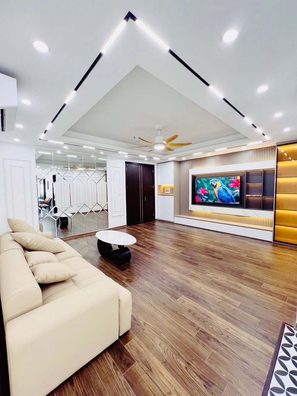 Căn hộ mặt phố, Hà Đông, Hà Nội - 92m² giá 6.3 tỷ