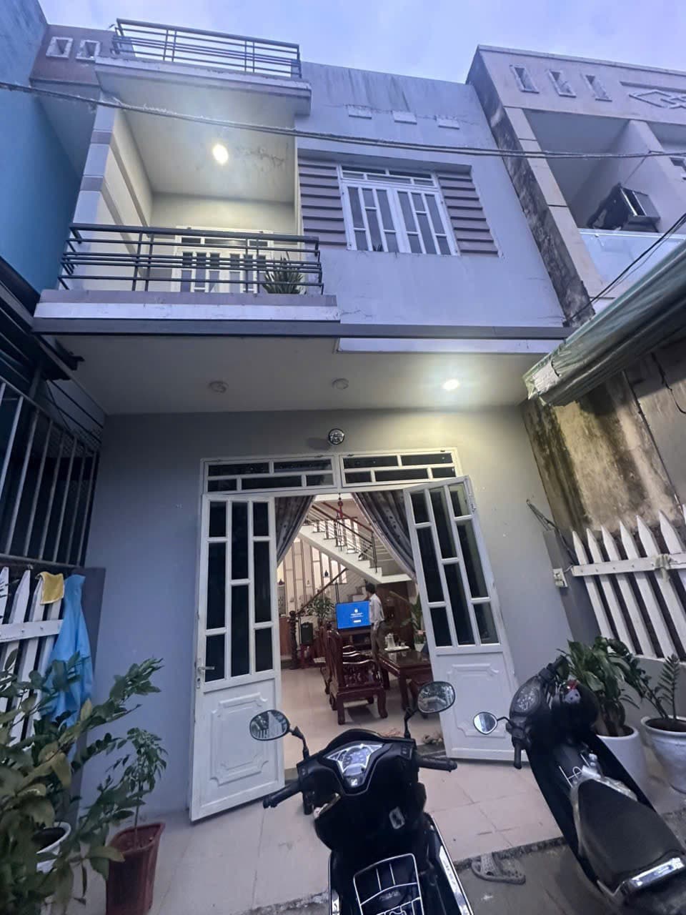 Nhà đất mặt phố, Liên Chiểu, Đà Nẵng - 120m² giá 6.7 tỷ
