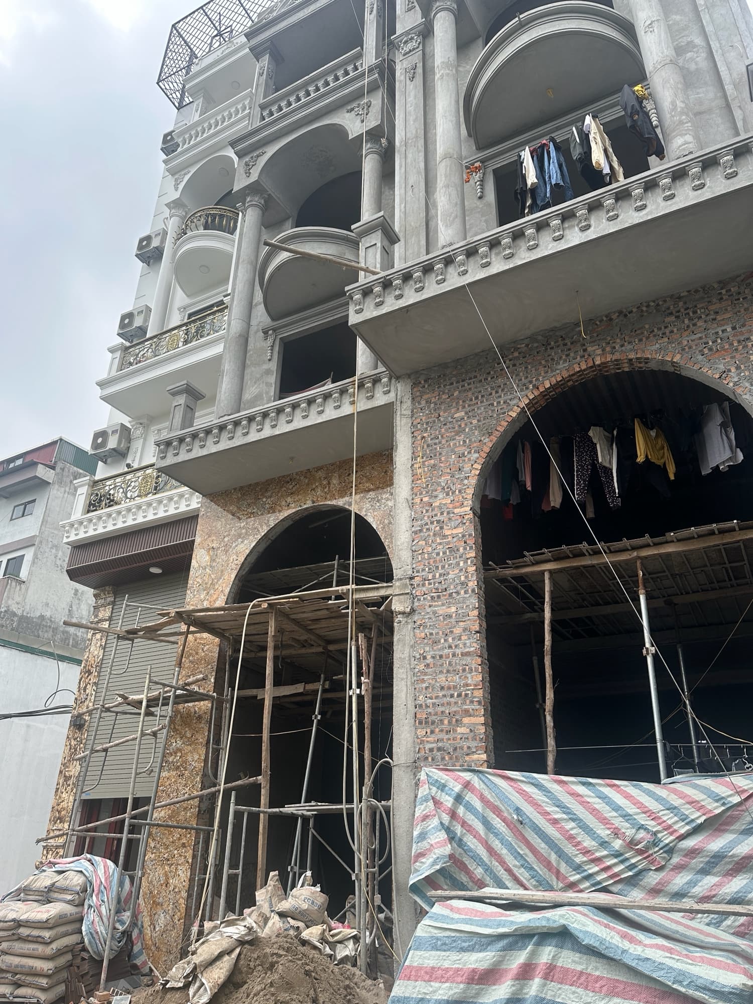 Nhà đất mặt phố, Long Biên, Hà Nội - 56m² giá 17 tỷ