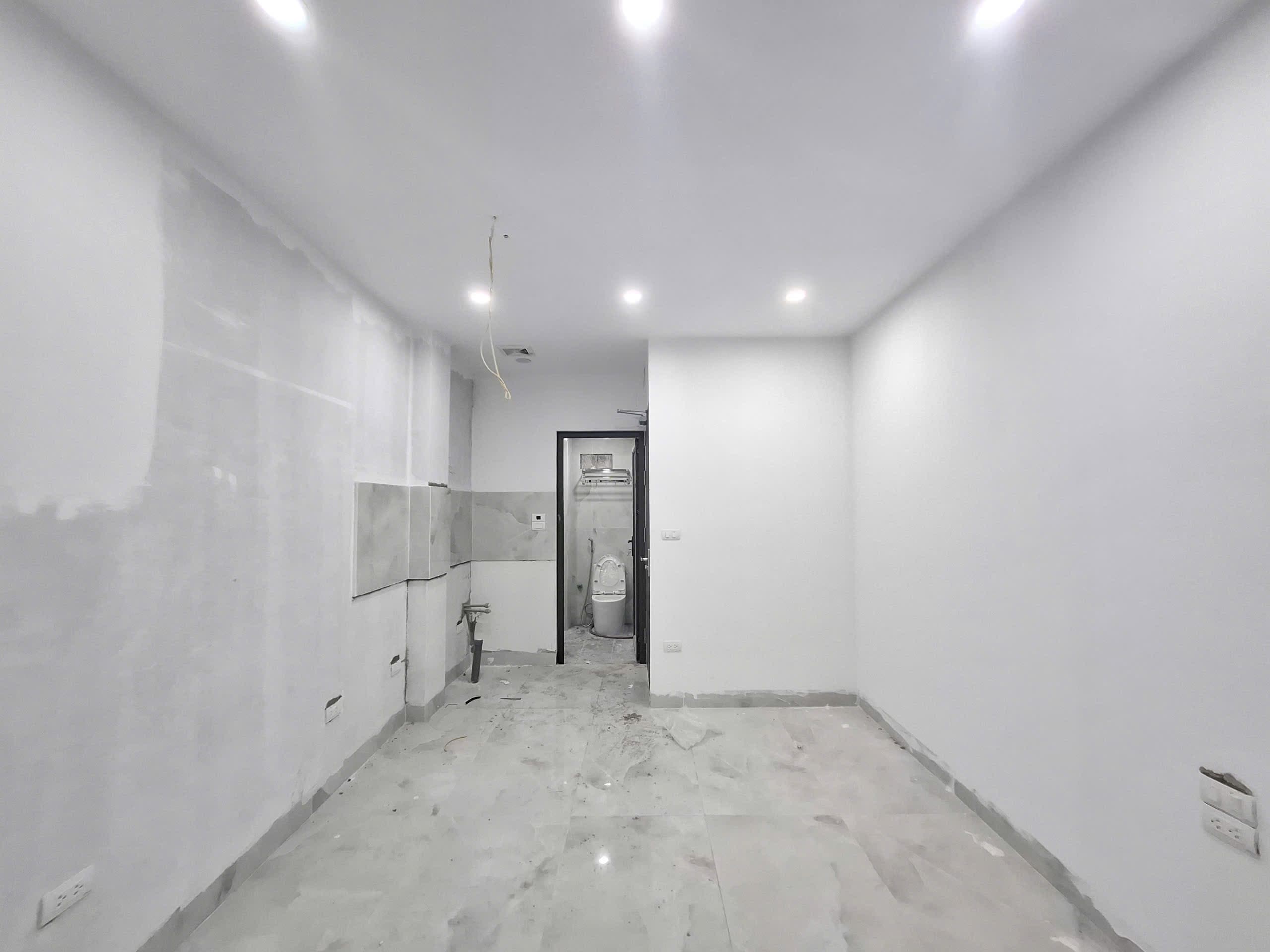Nhà đất mặt phố, Đống Đa, Hà Nội - 42m² giá 16.6 tỷ