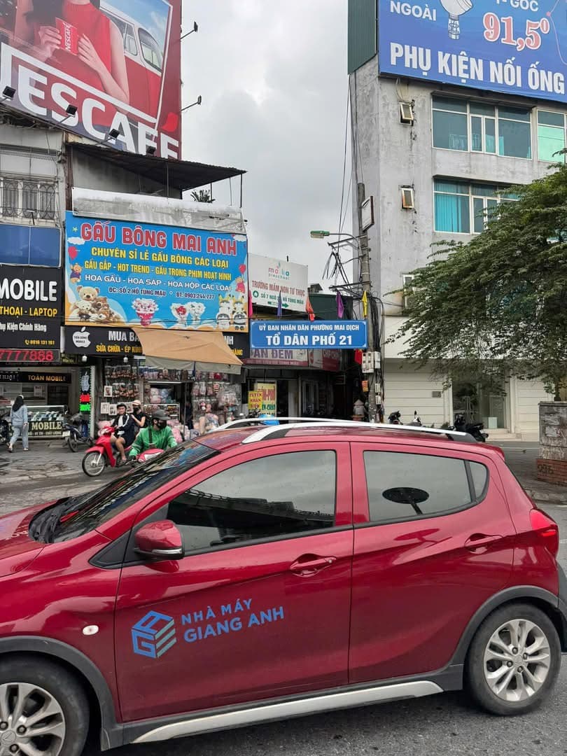 Nhà đất mặt phố, Cầu Giấy, Hà Nội - 98m² giá 16.2 tỷ