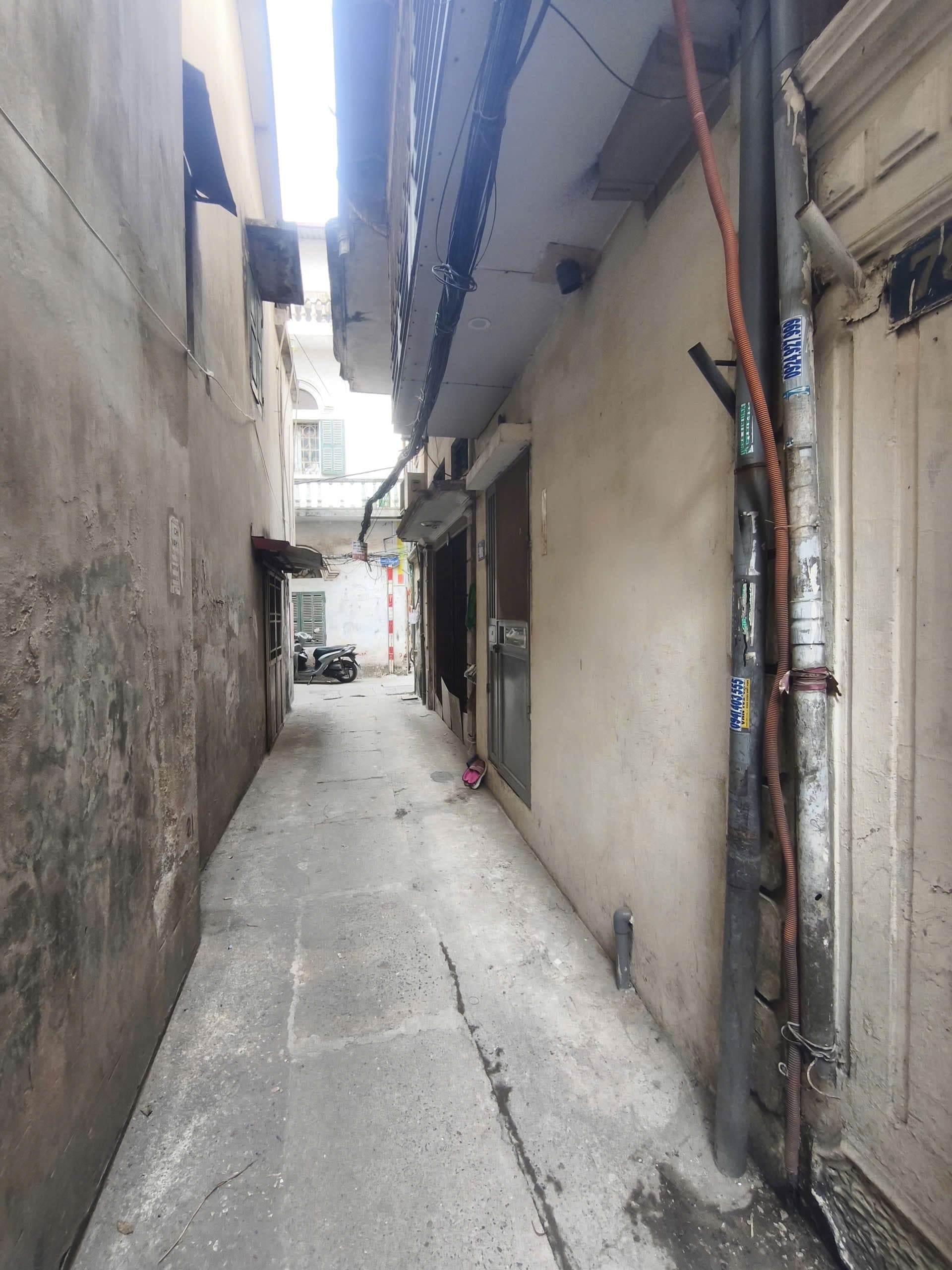 Nhà đất mặt phố, Thanh Trì, Hà Nội - 37.5m² giá 8.5 tỷ