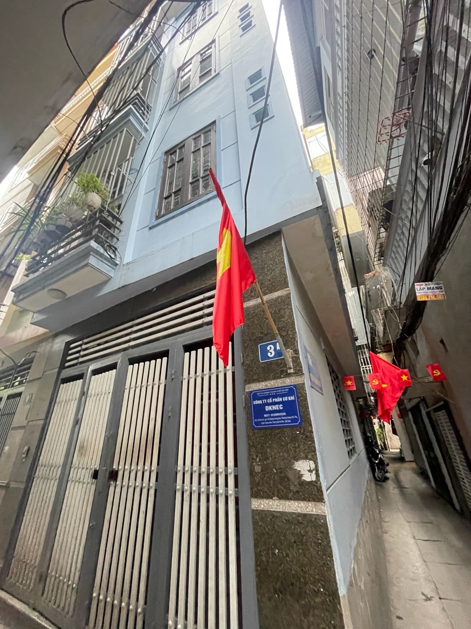 Nhà đất mặt phố, Hoàng Mai, Hà Nội - 32m² giá 11.2 tỷ