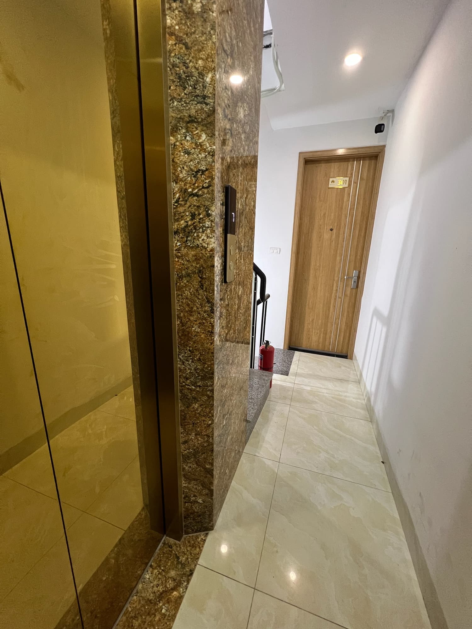 Nhà đất mặt phố, Nam Từ Liêm, Hà Nội - 50m² giá 14.7 tỷ
