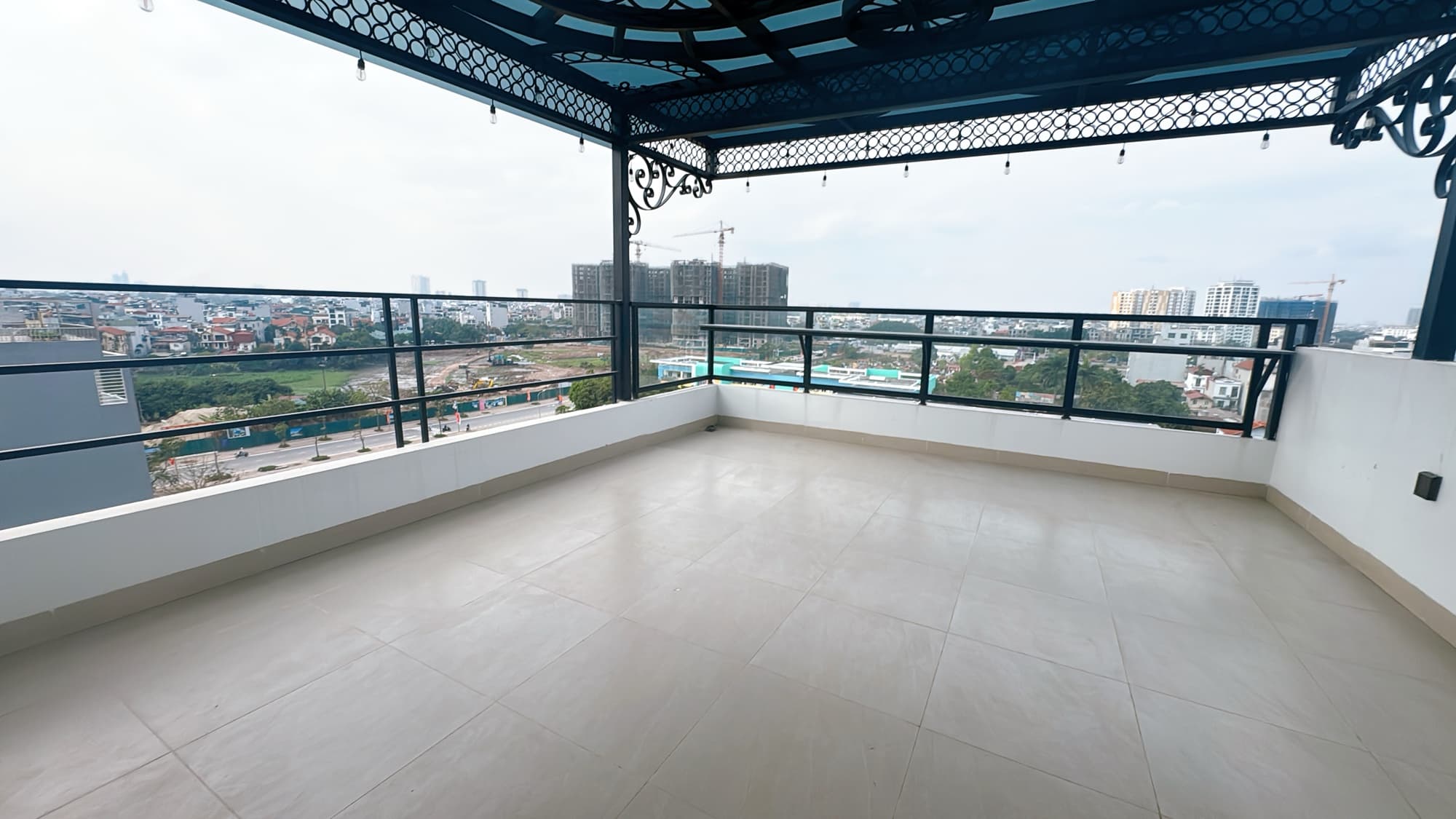 Nhà đất mặt phố Long Biên, Hà Nội - 9, m² giá 46.8 tỷ