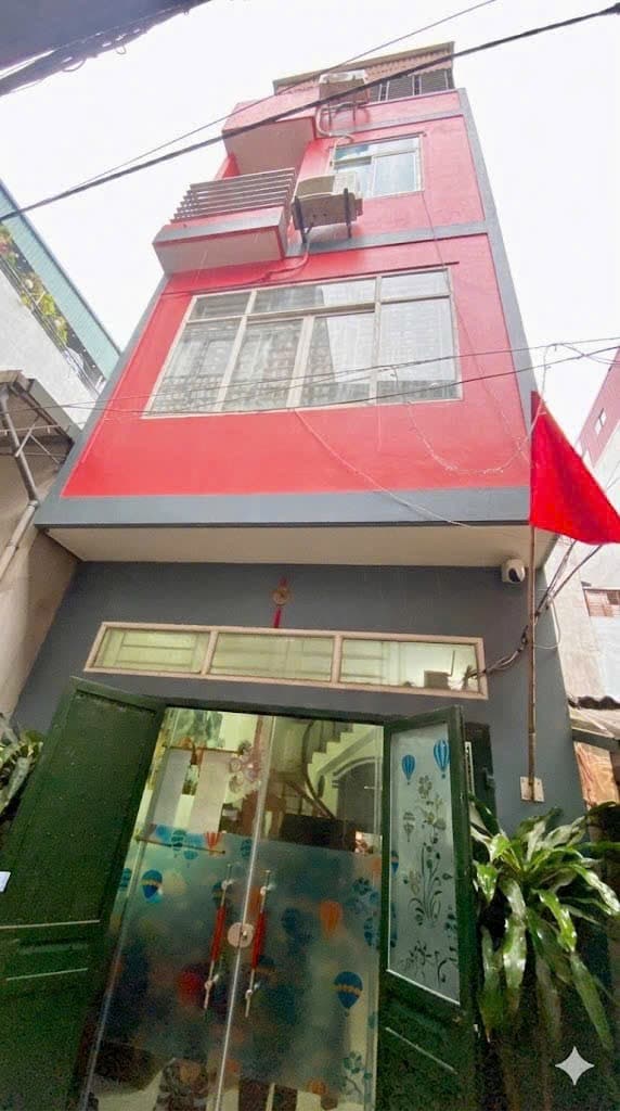 Nhà đất mặt phố, Long Biên, Hà Nội - 37m² giá 9.2 tỷ