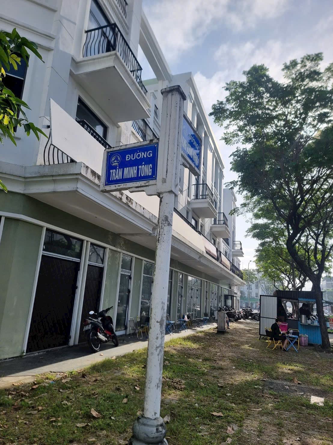 Nhà đất mặt phố, Liên Chiểu, Đà Nẵng - 100m² giá 7.95 tỷ