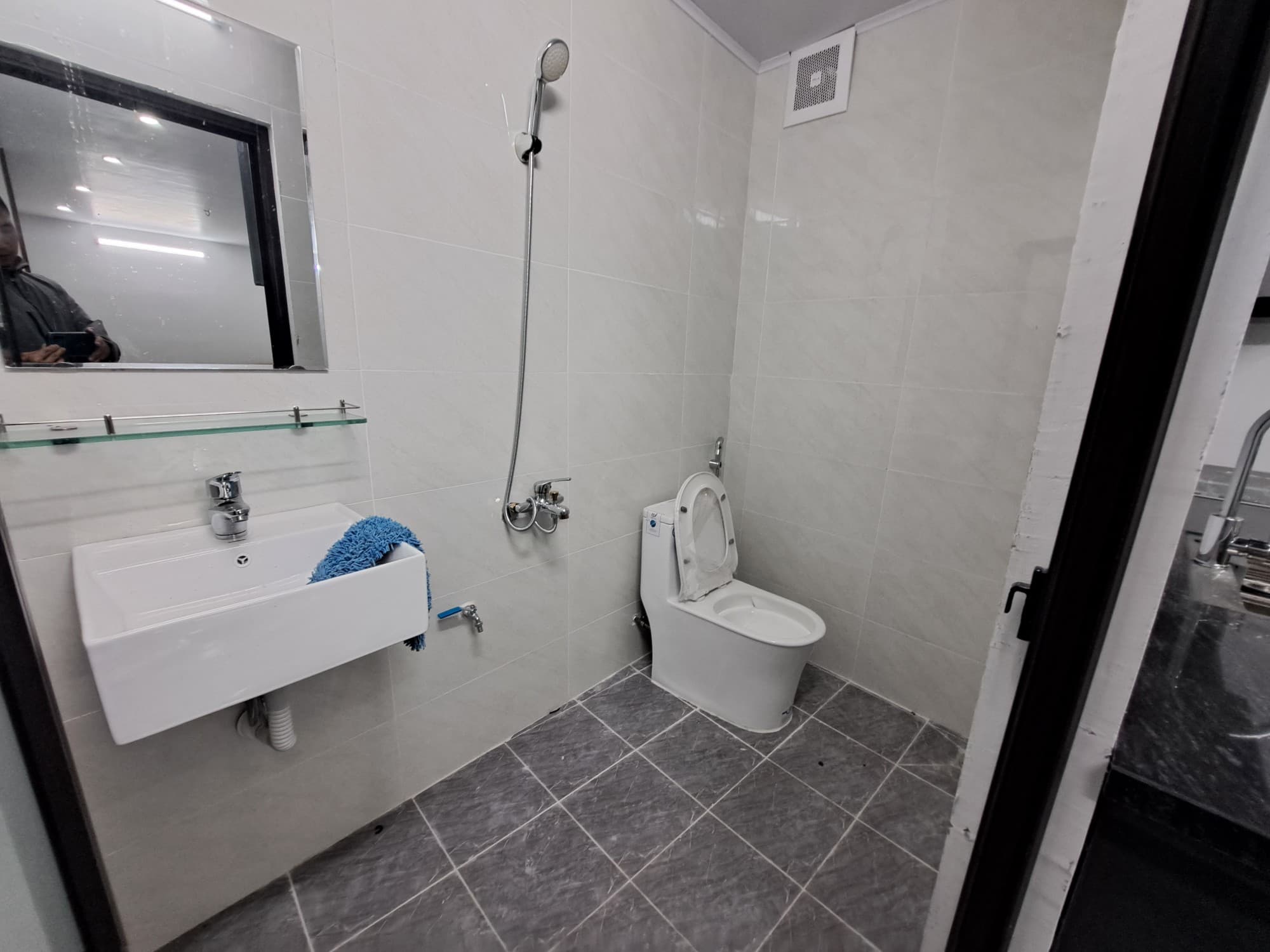 Nhà đất mặt phố, Hoàng Mai, Hà Nội - 37m² giá 2.2 tỷ