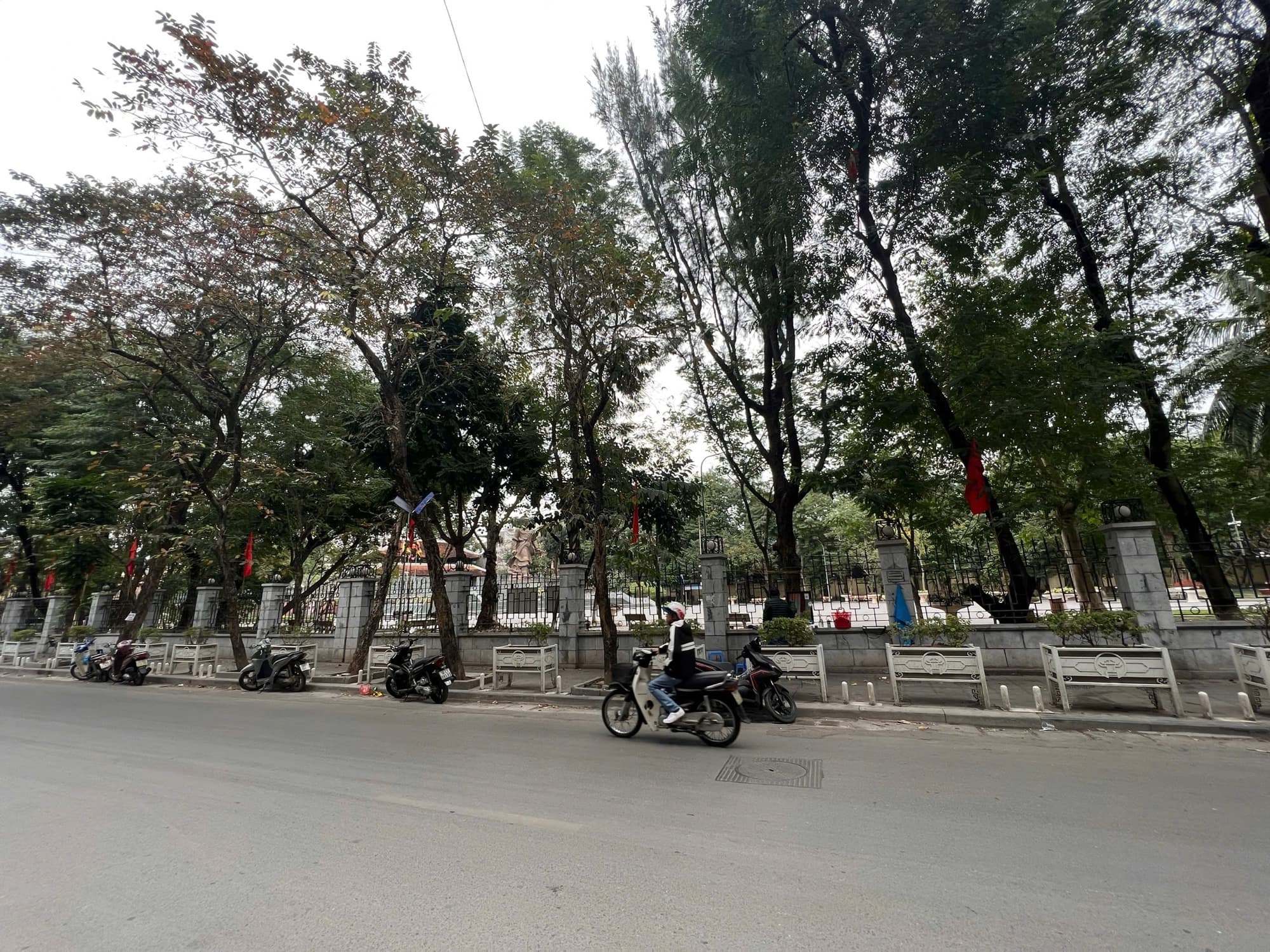Nhà đất mặt phố, Đống Đa, Hà Nội - 23.2m² giá 9.8 tỷ