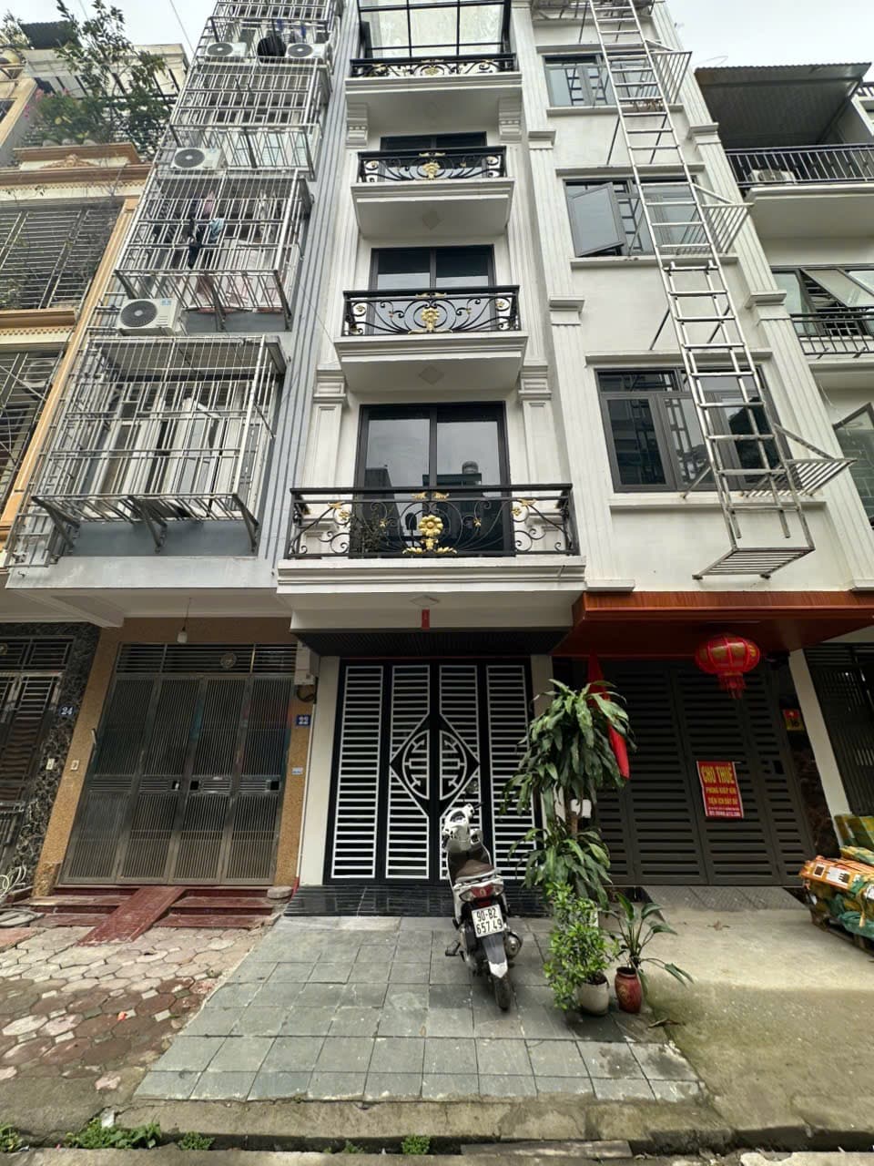 Nhà đất mặt phố, Bắc Từ Liêm, Hà Nội - 40m² giá 13.9 tỷ