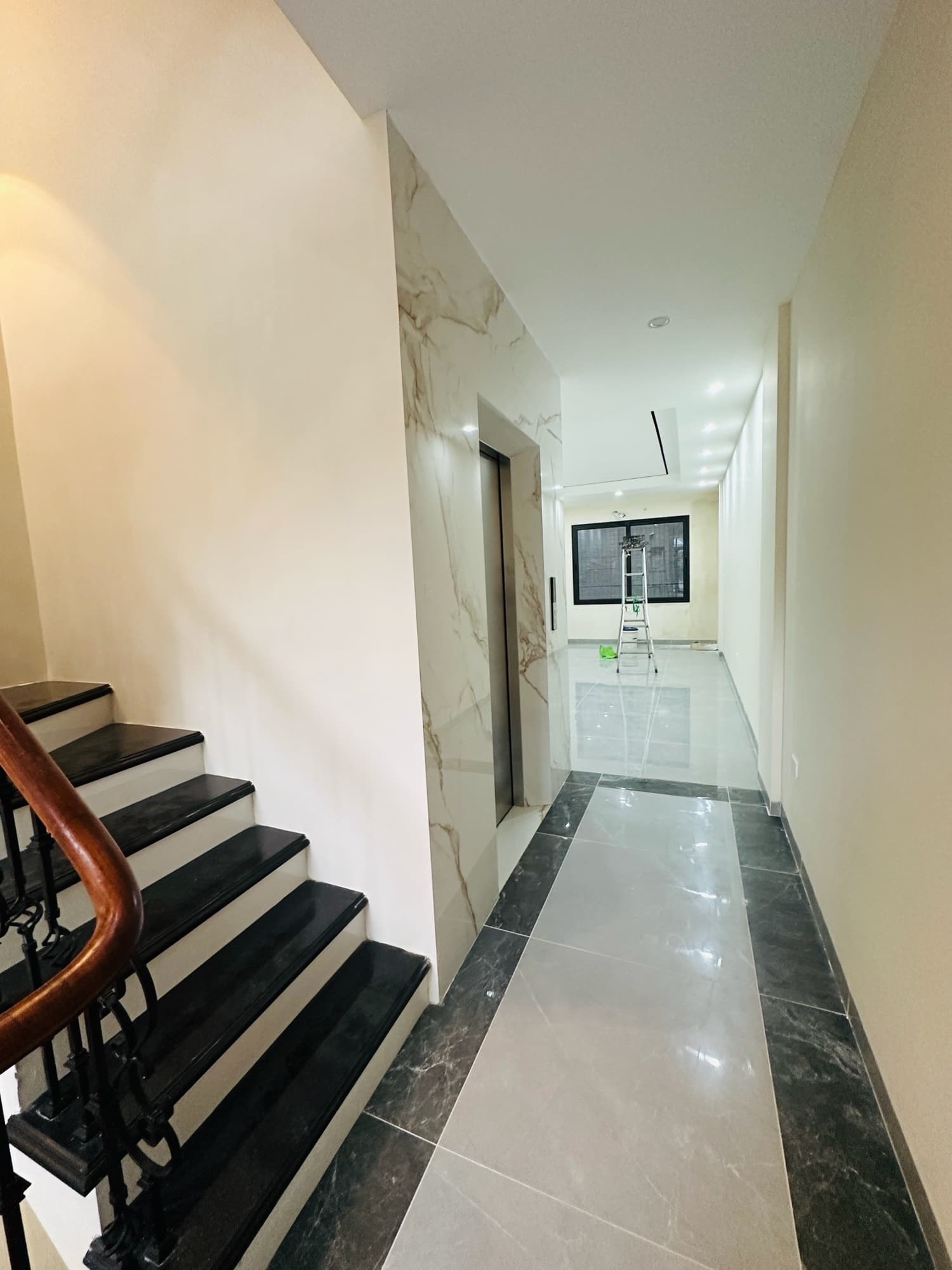 Nhà đất mặt phố, Đống Đa, Hà Nội - 84m² giá 24.35 tỷ