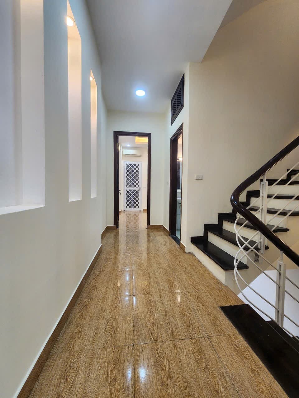 Nhà đất mặt phố, Đống Đa, Hà Nội - 49m² giá 9.3 tỷ