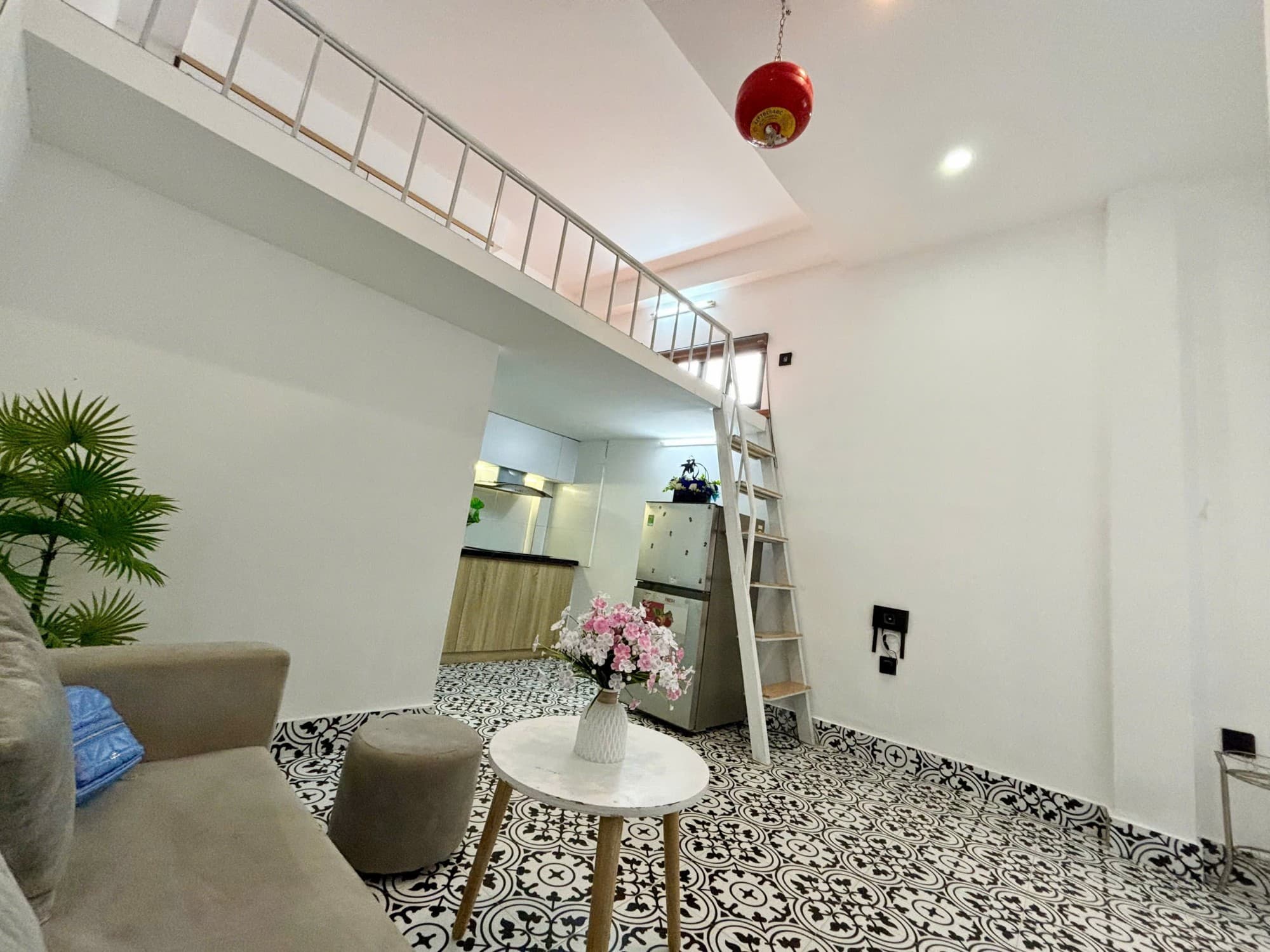 Nhà đất mặt phố, Cầu Giấy, Hà Nội - 48m² giá 12.3 tỷ