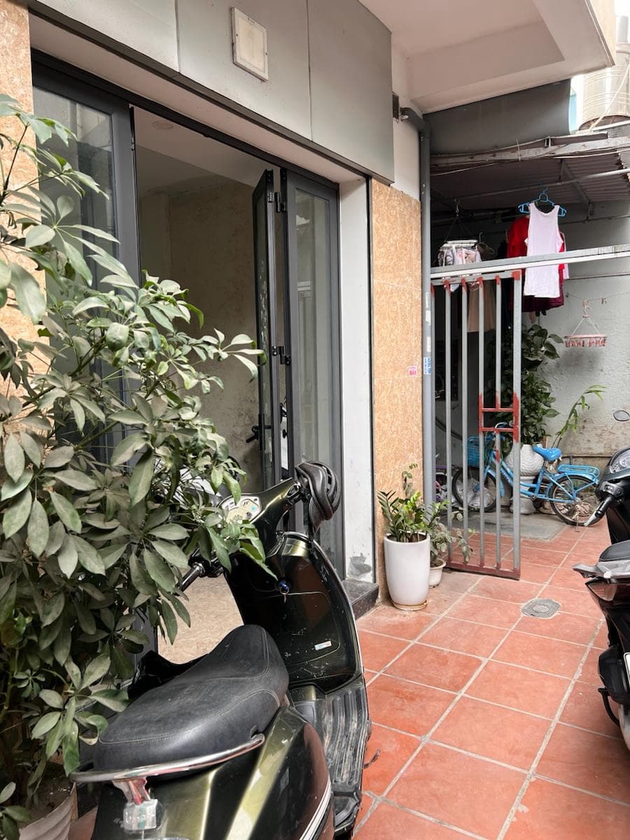 Nhà đất mặt phố, Tây Hồ, Hà Nội - 47m² giá 12.2 tỷ