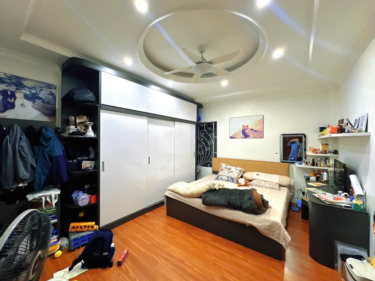 Nhà đất mặt phố, Cầu Giấy, Hà Nội - 34m² giá 10.3 tỷ