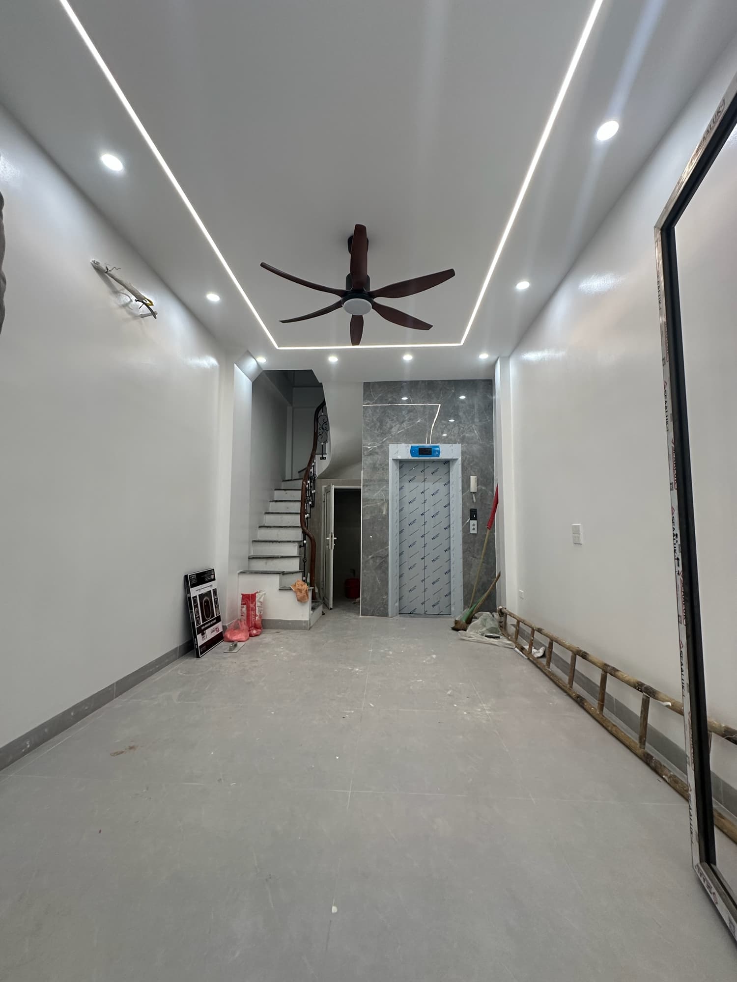 Nhà đất mặt phố, Hoàng Mai, Hà Nội - 28m² giá 10.5 tỷ