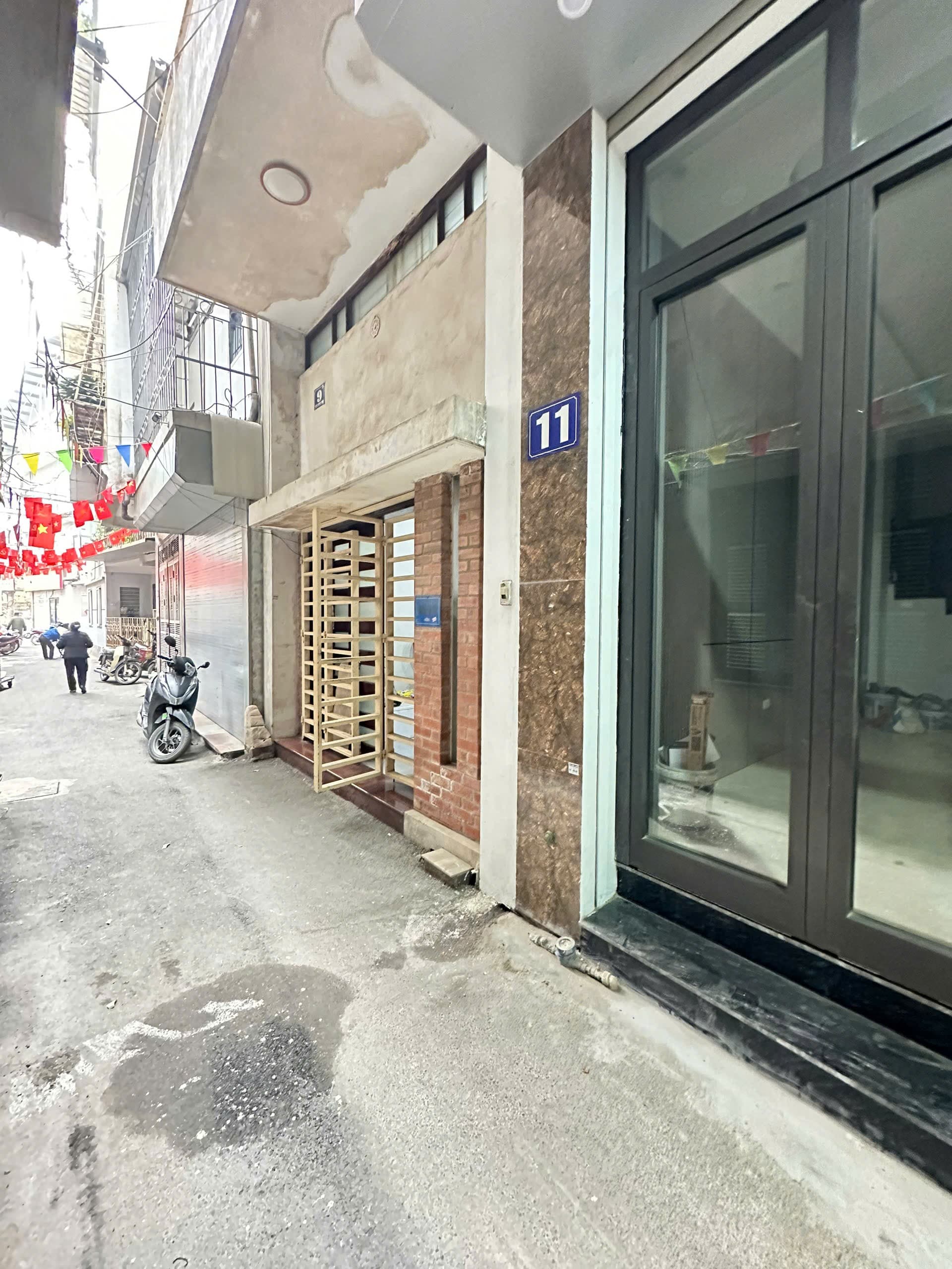 Nhà đất mặt phố, Hà Đông, Hà Nội - 42m² giá 12.4 tỷ