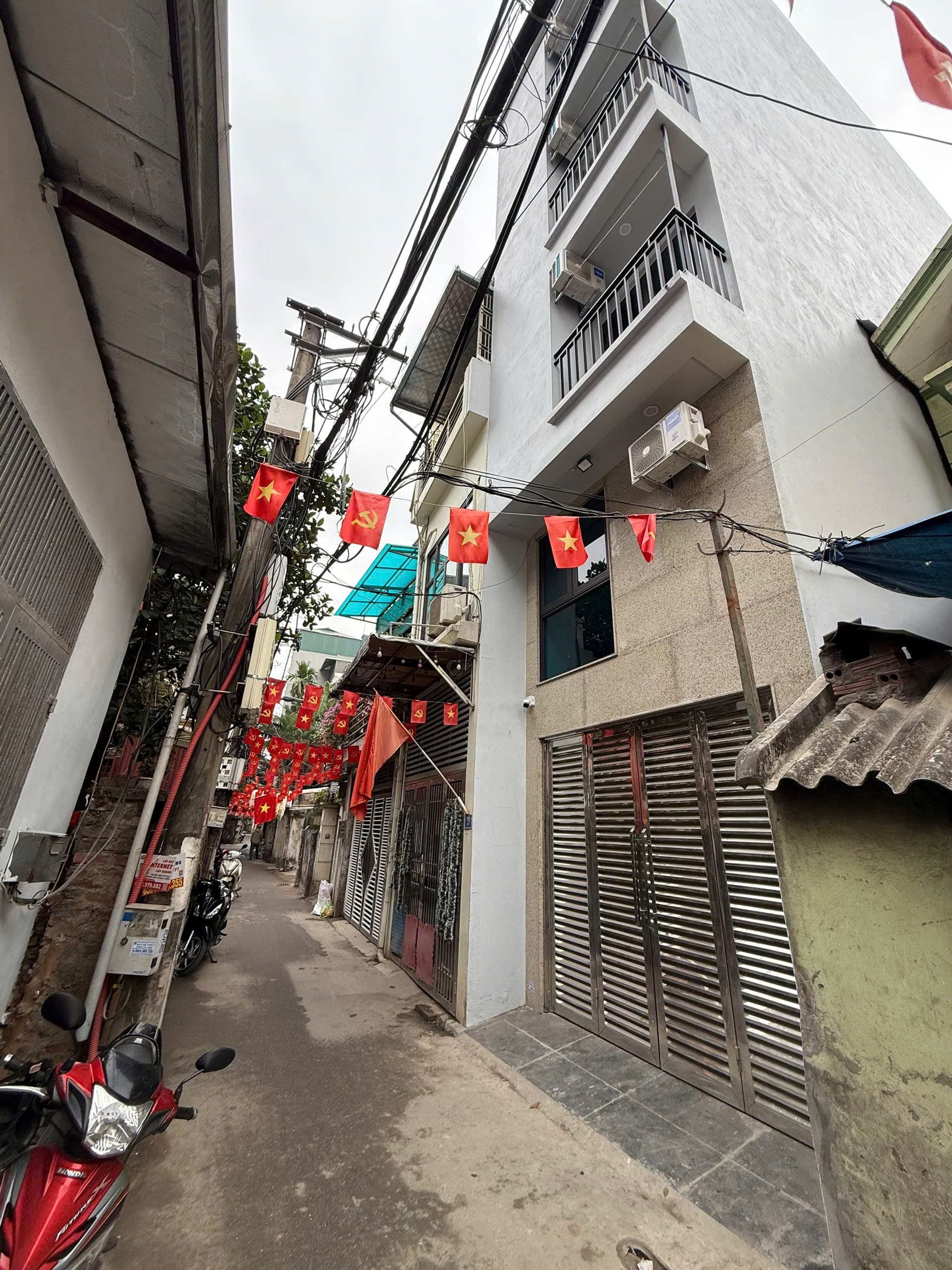 Nhà đất mặt phố, Tây Hồ, Hà Nội - 52m² giá 15.8 tỷ