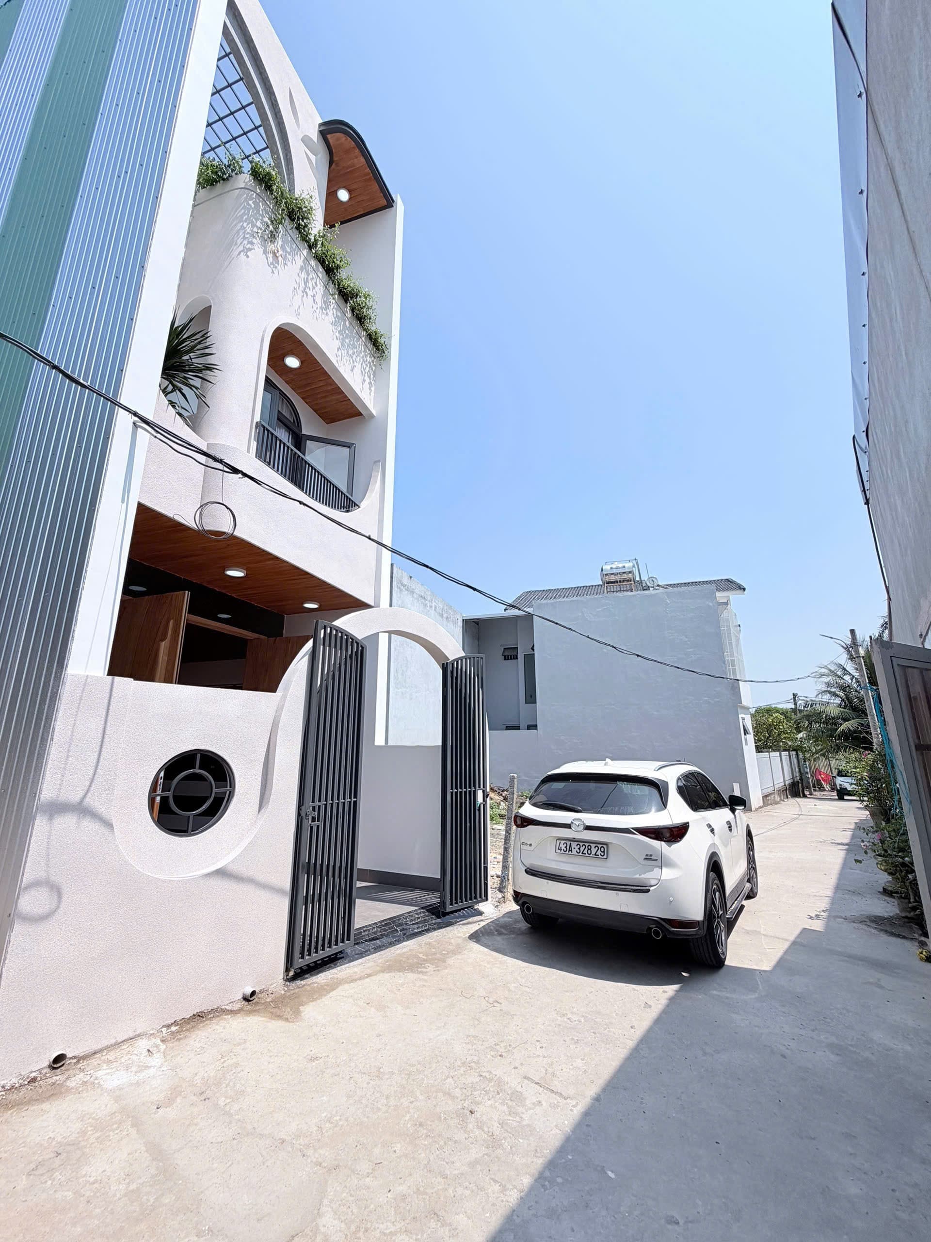 Nhà đất mặt phố, Liên Chiểu, Đà Nẵng - 62.5m² giá 5.85 tỷ