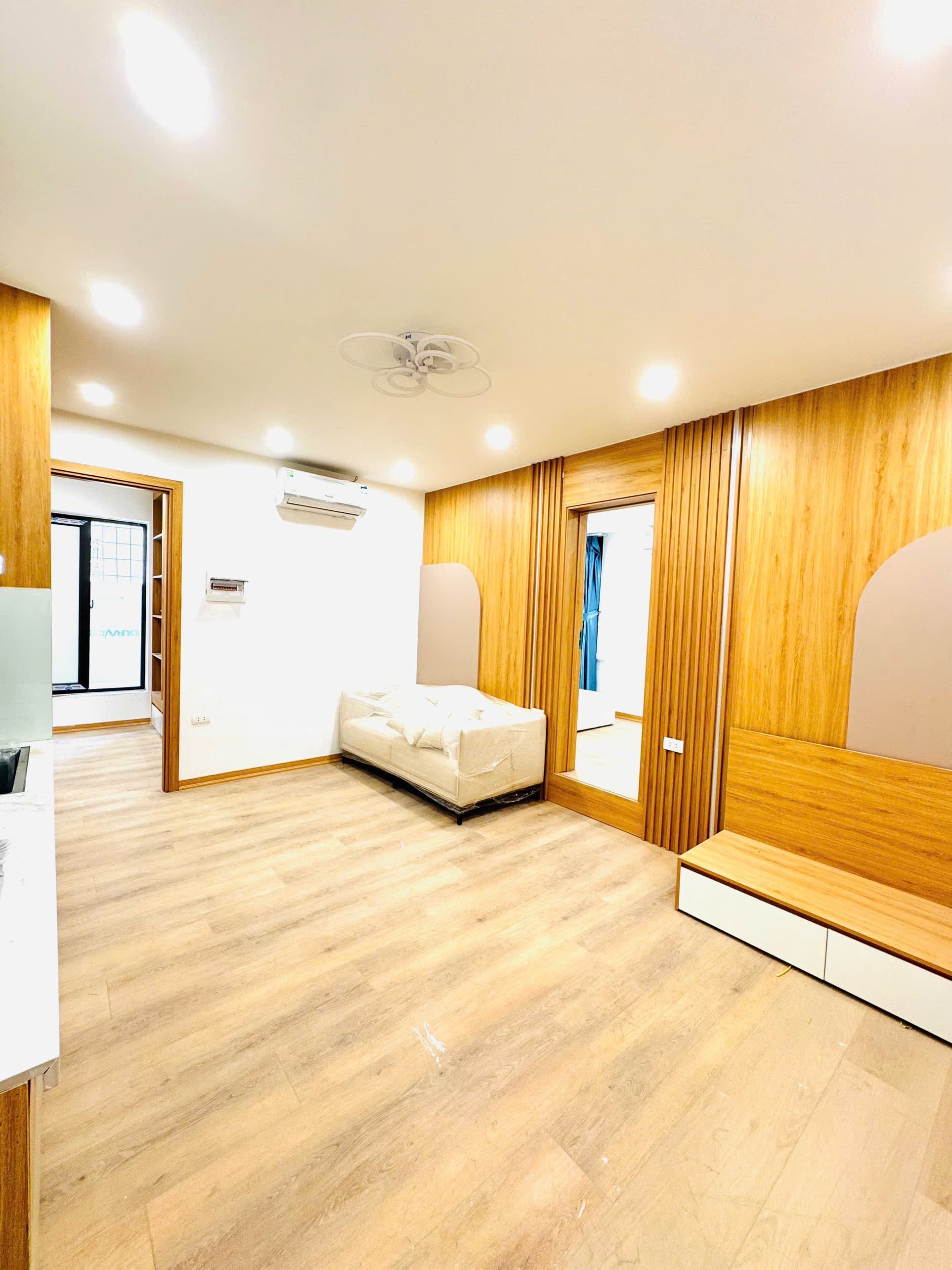 Căn hộ mặt phố, Hoàng Mai, Hà Nội - 39m² giá 4.3 tỷ