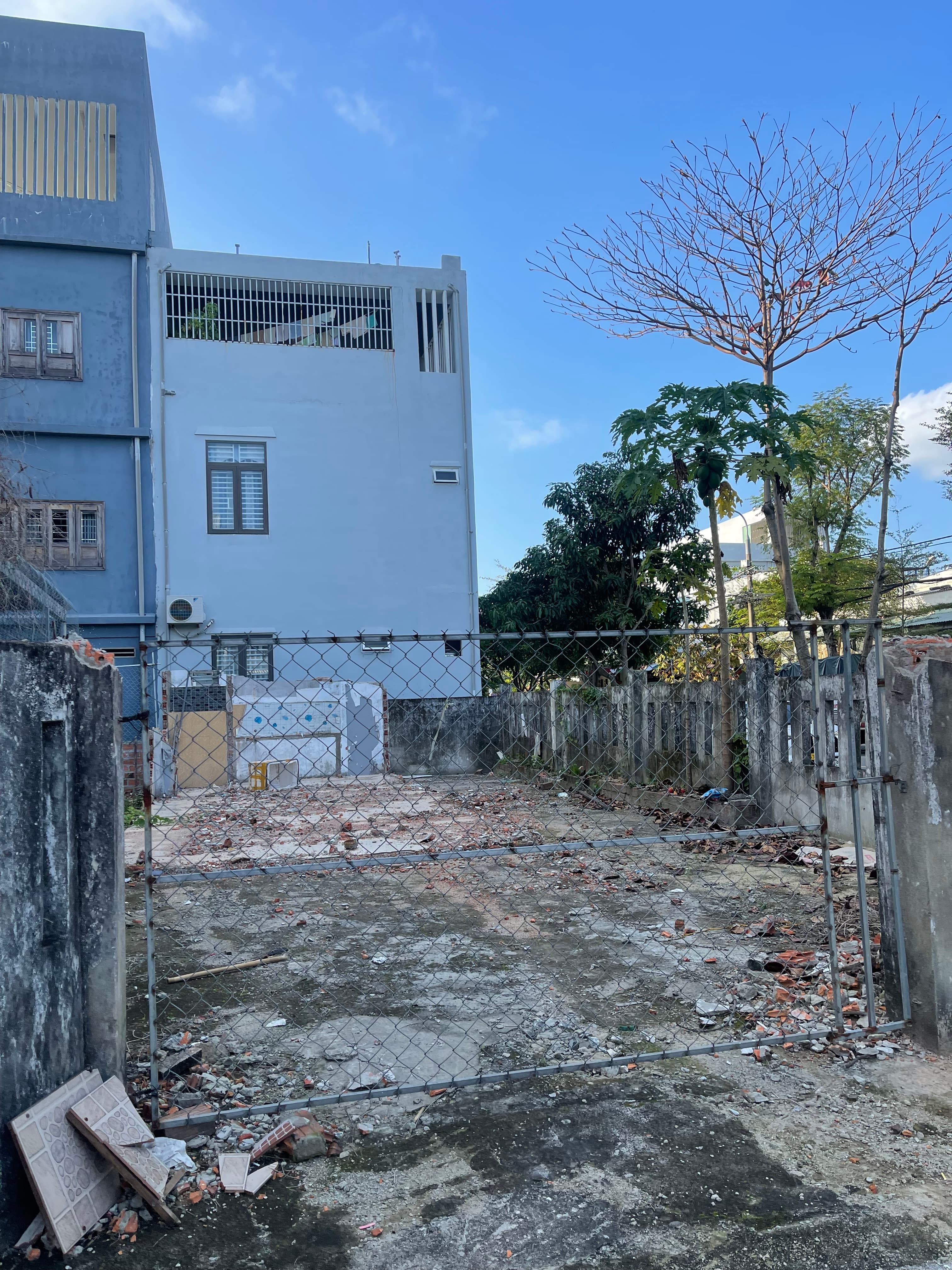 Nhà đất mặt phố, Sơn Trà, Đà Nẵng - 96.3m² giá 11.8 tỷ