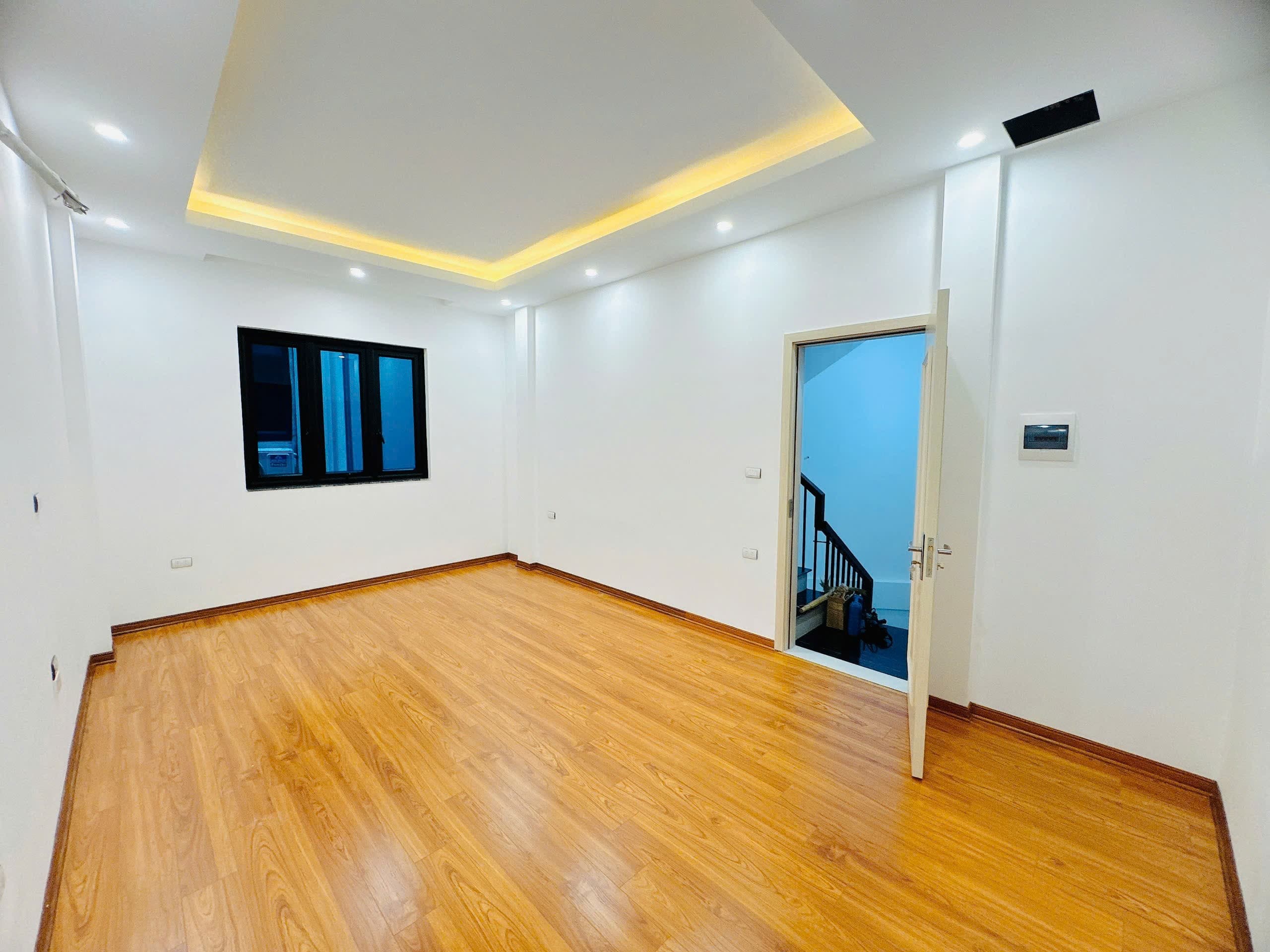 Nhà đất mặt phố, Đống Đa, Hà Nội - 26m² giá 6.85 tỷ