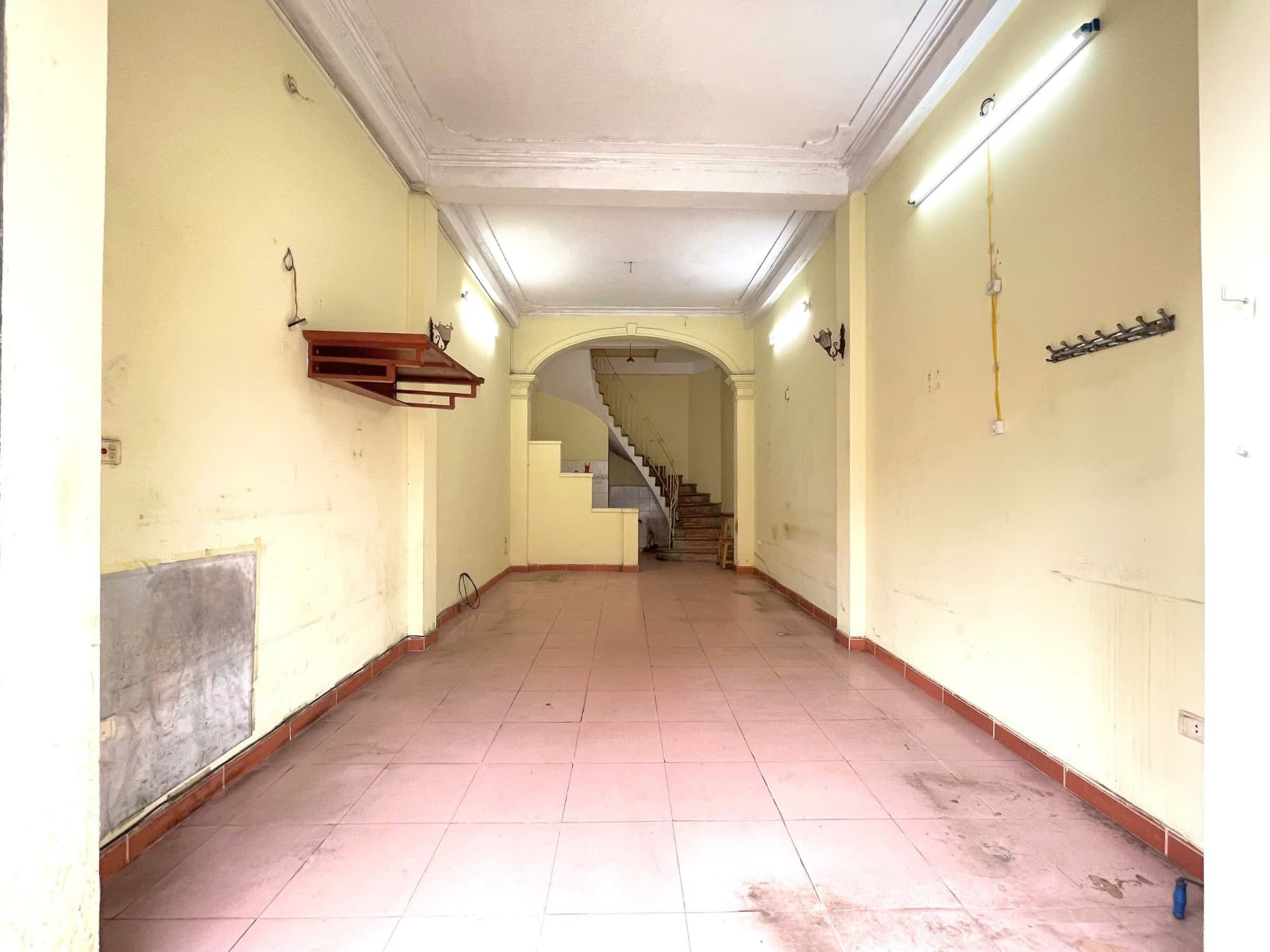 Nhà đất mặt phố, Cầu Giấy, Hà Nội - 35m² giá 19.8 tỷ