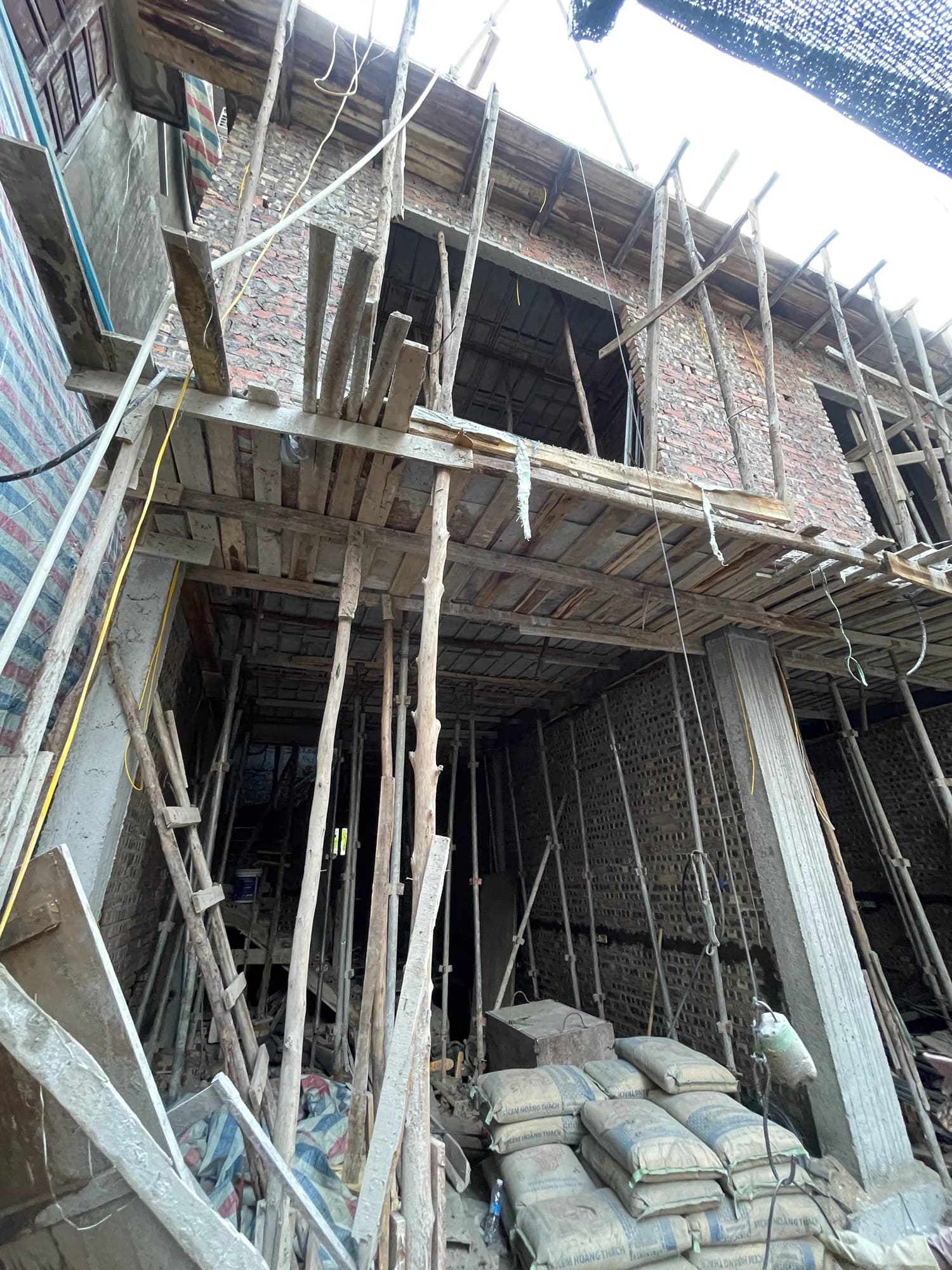 Nhà đất mặt phố, Long Biên, Hà Nội - 61m² giá 10.8 tỷ