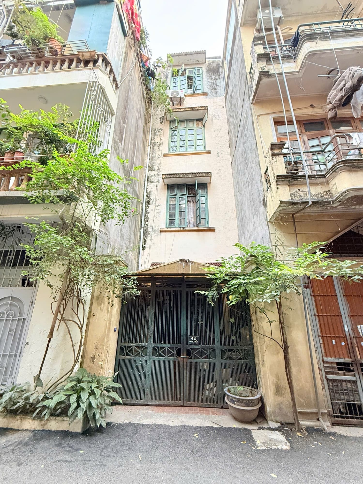 Nhà đất mặt phố, Hoàng Mai, Hà Nội - 45m² giá 25 tỷ