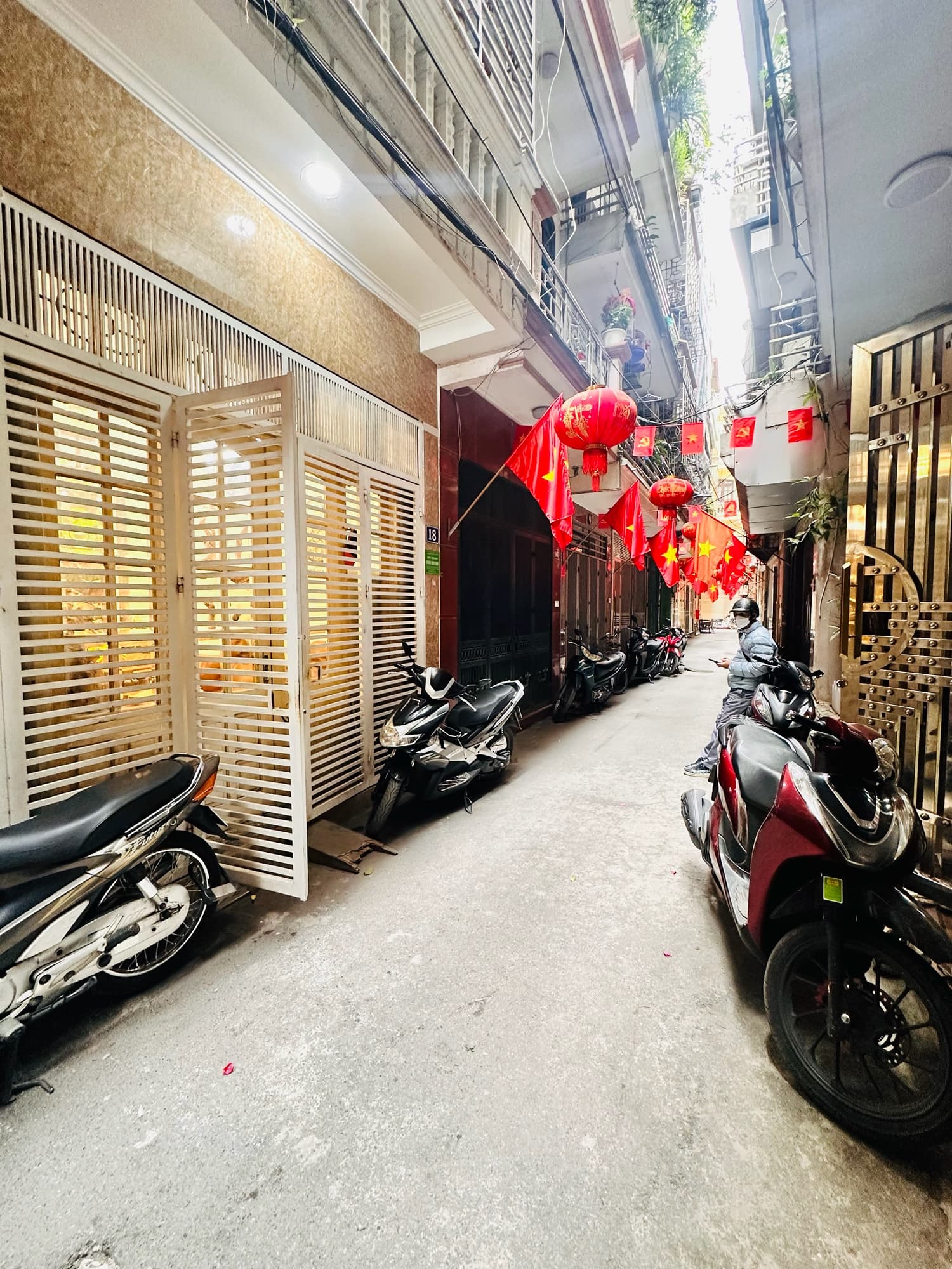 Nhà đất mặt phố, Thanh Xuân, Hà Nội - 35m² giá 12.68 tỷ